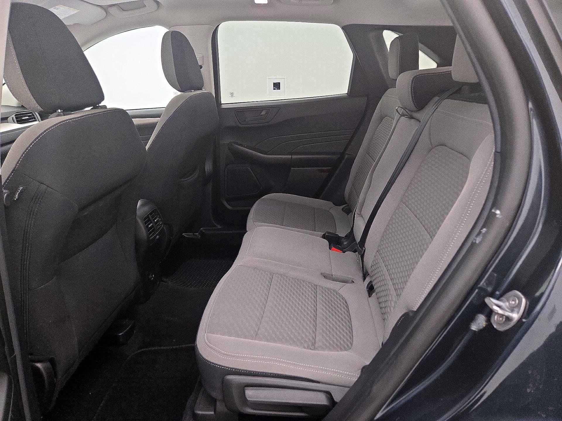 Thumbnail: 2022 Ford Escape - 20