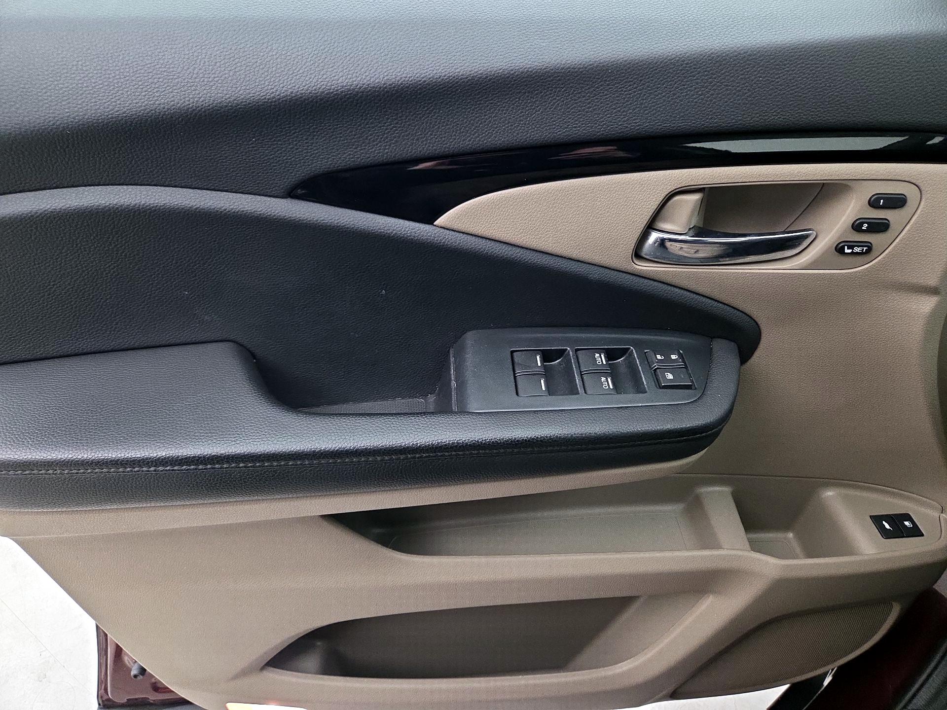 Thumbnail: 2022 Honda Pilot - 12