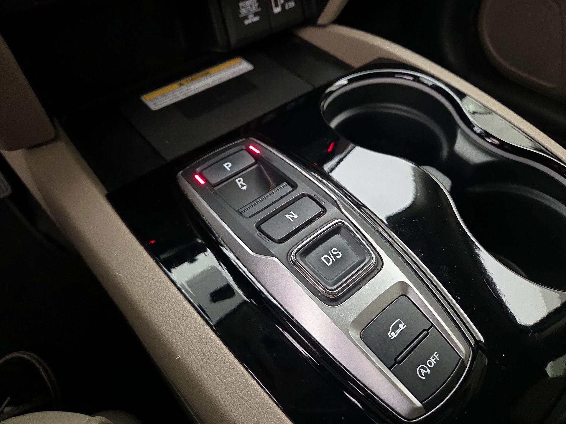 Thumbnail: 2022 Honda Pilot - 16