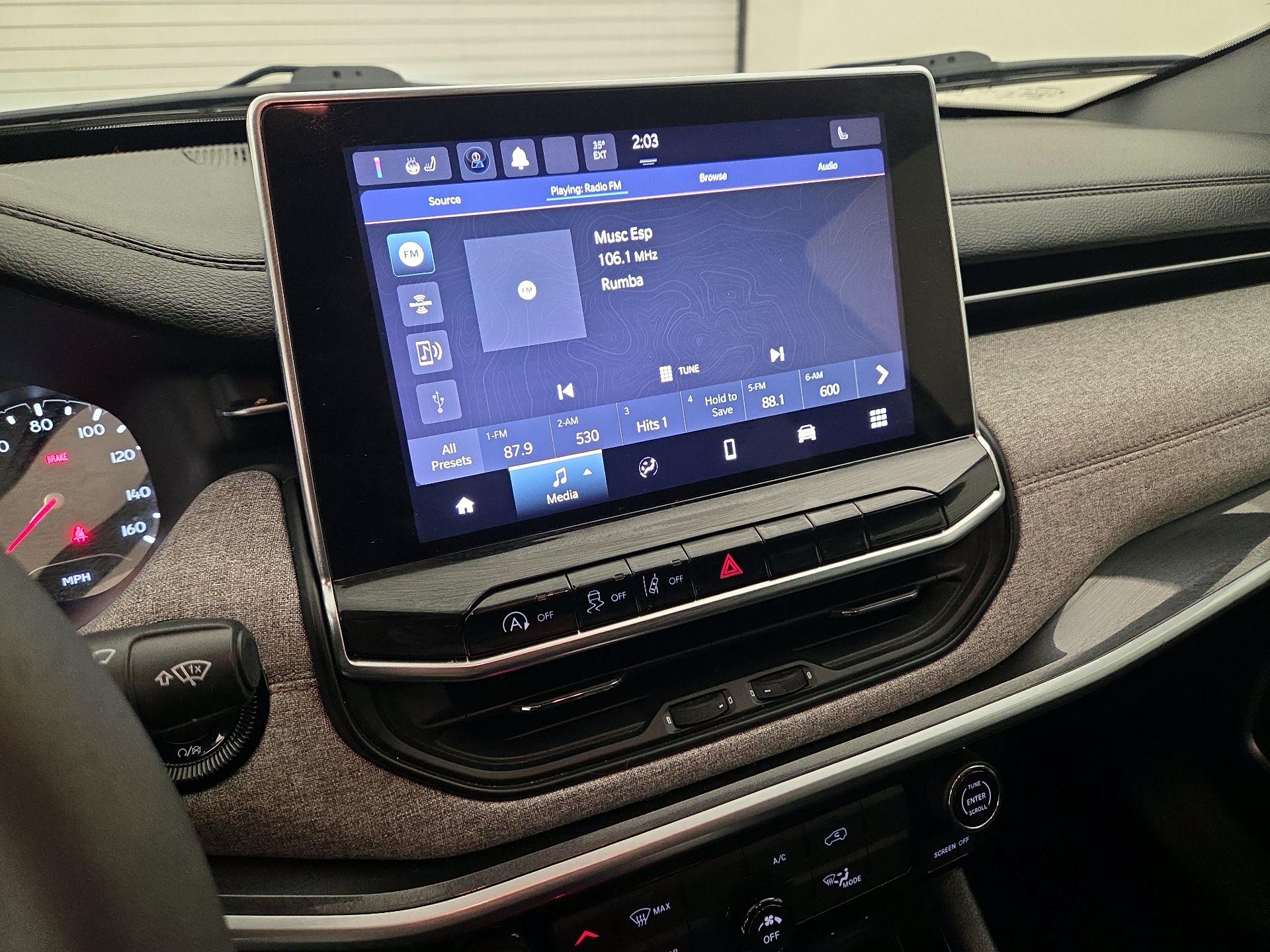 Thumbnail: 2023 Jeep Compass - 15