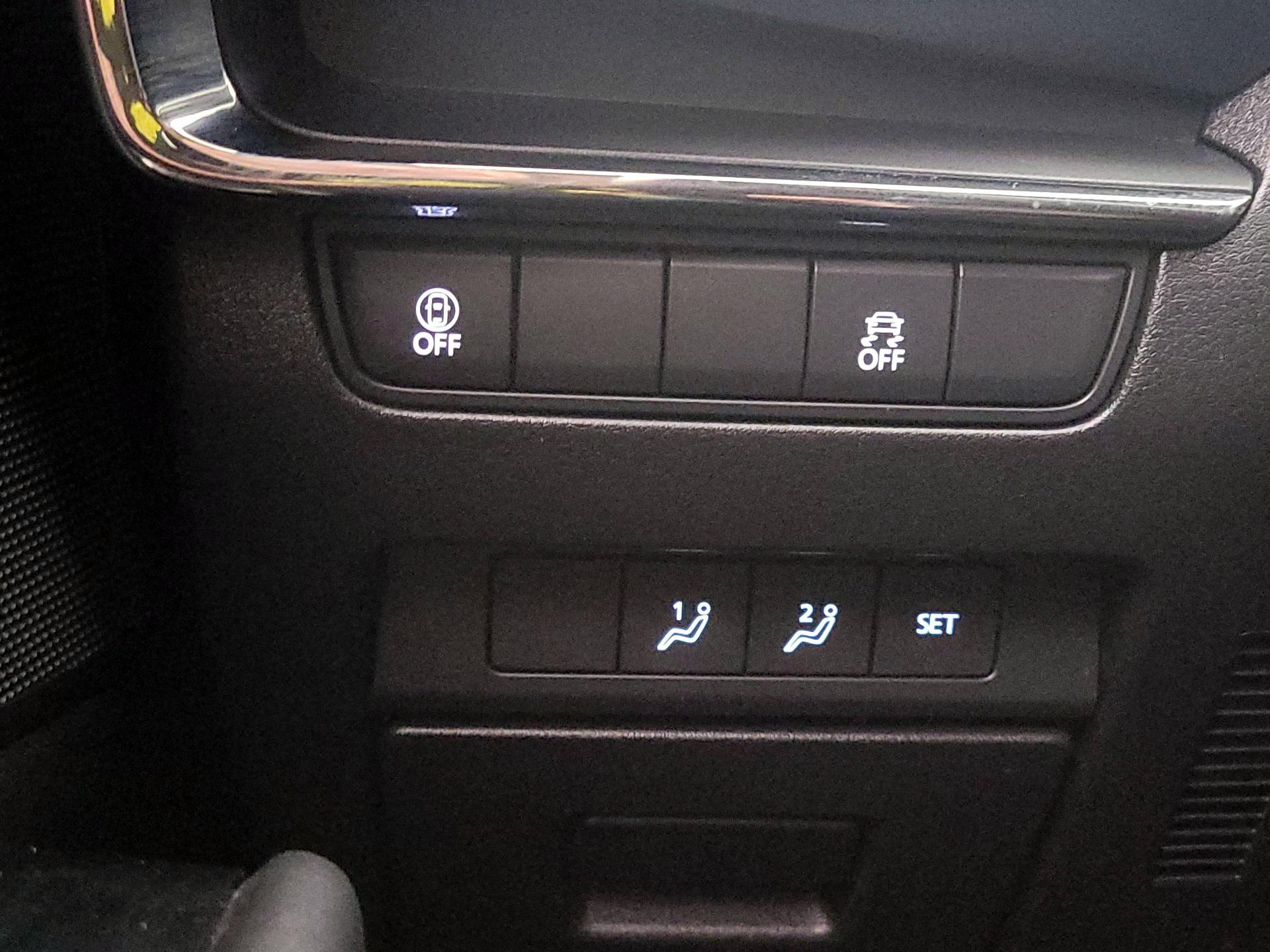 Thumbnail: 2022 Mazda Mazda3 - 13