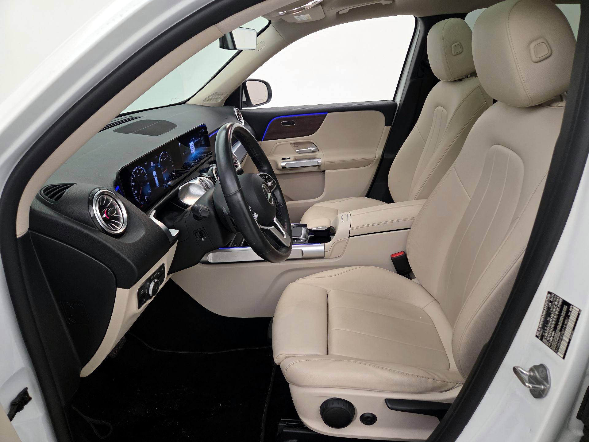 Thumbnail: 2022 Mercedes-Benz GLB - 11