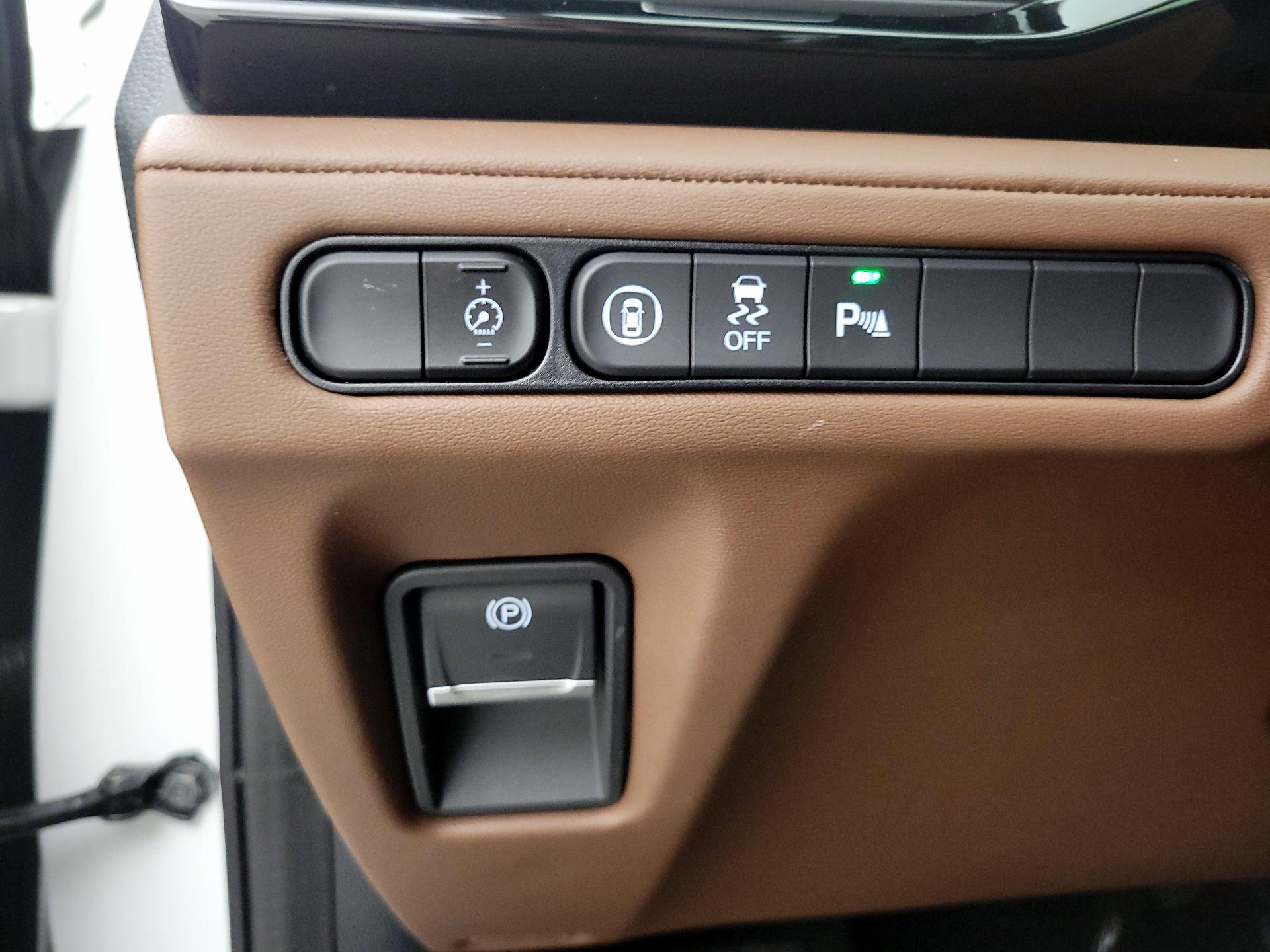 Thumbnail: 2023 Acura MDX - 13