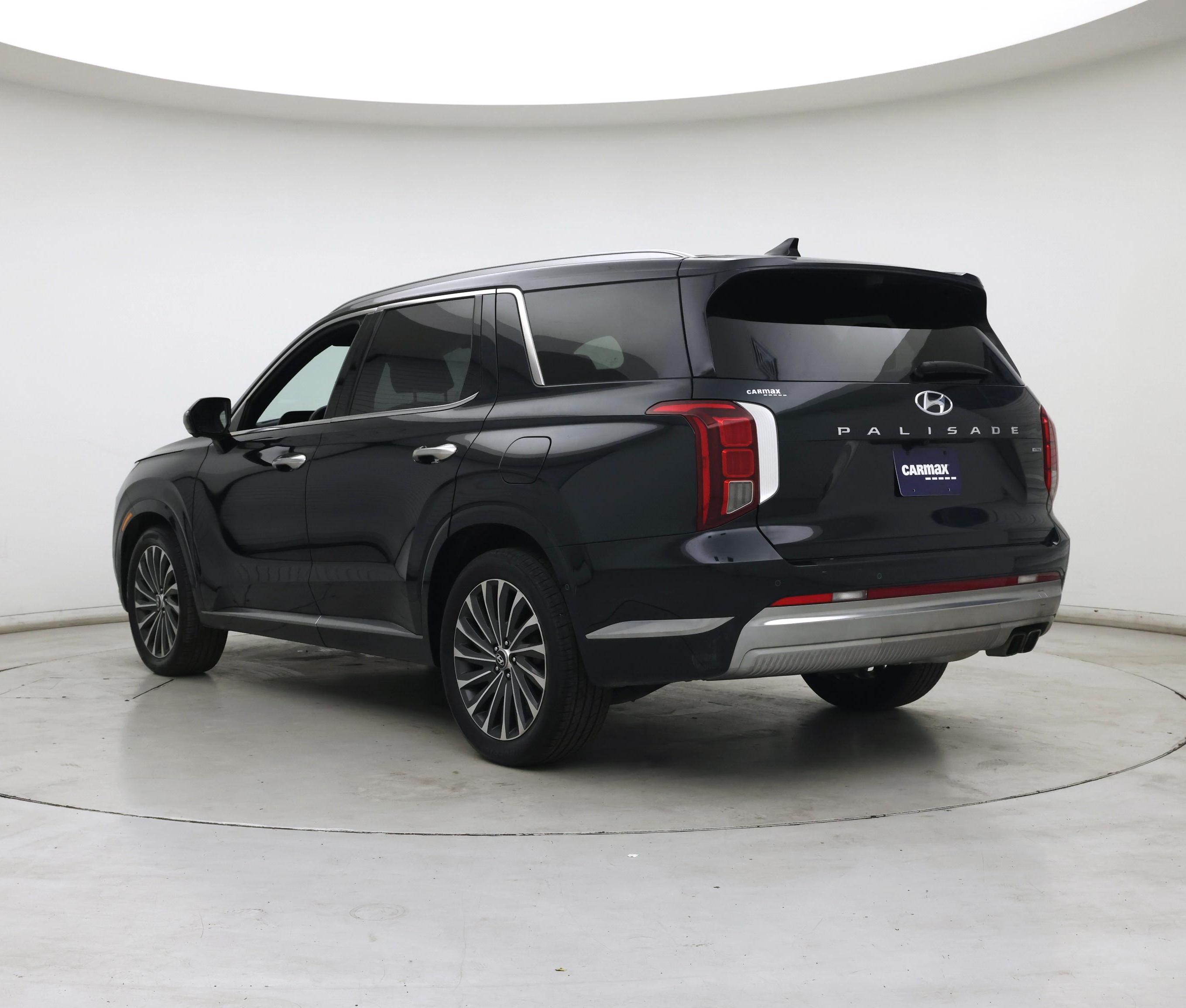 Thumbnail: 2023 Hyundai Palisade - 2