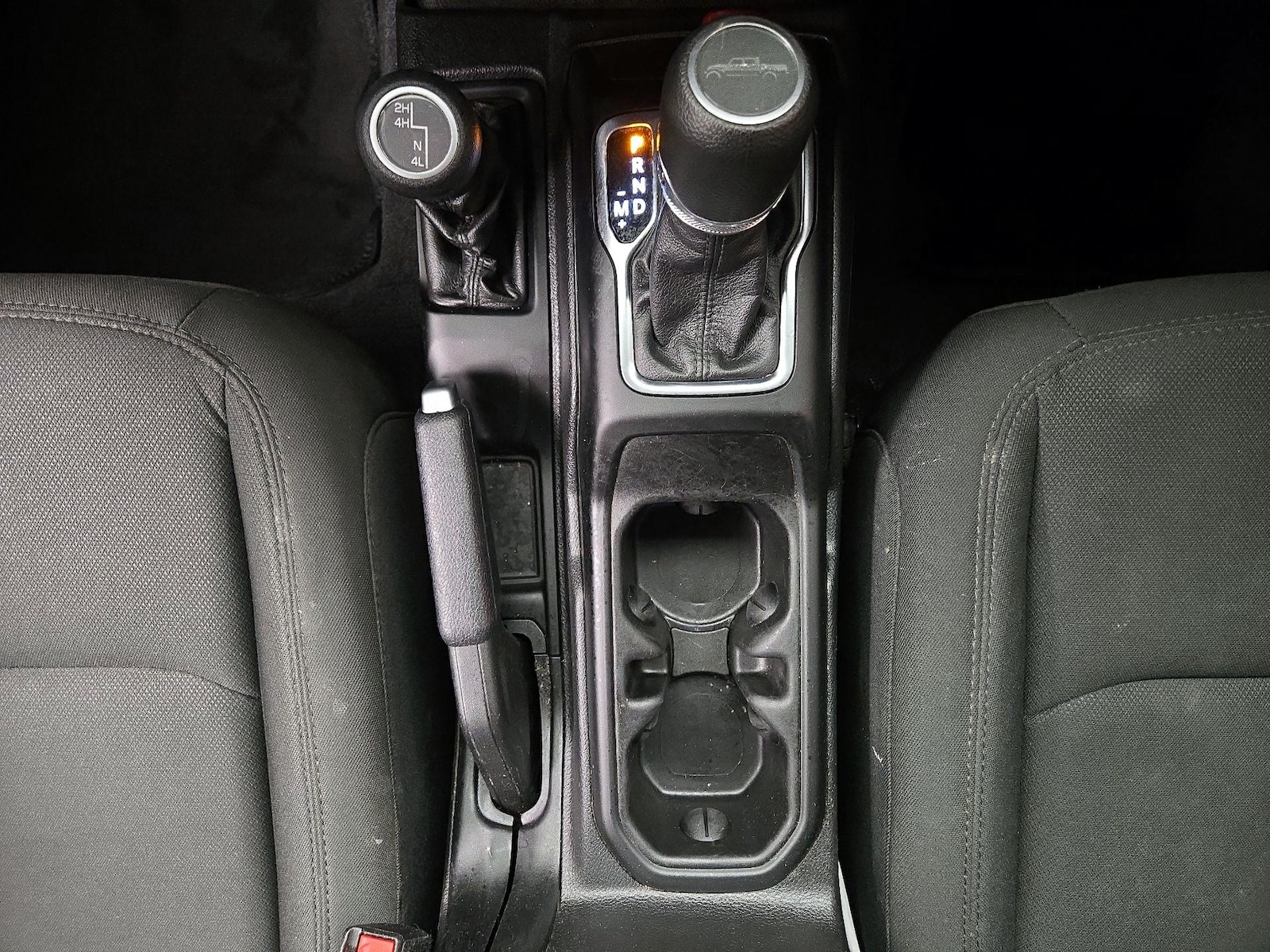 2022 Jeep Gladiator Altitude - Photo 19