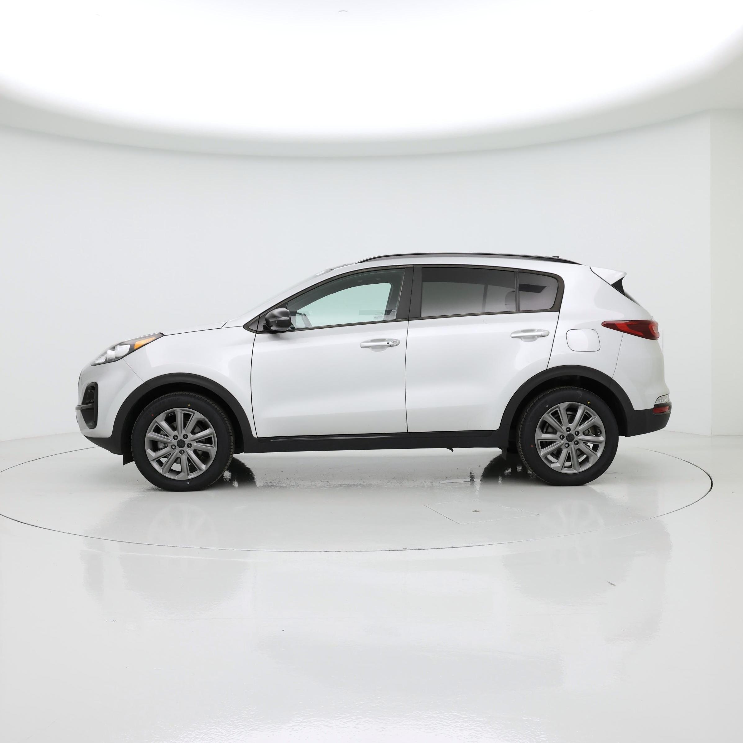 Thumbnail: 2022 Kia Sportage - 3