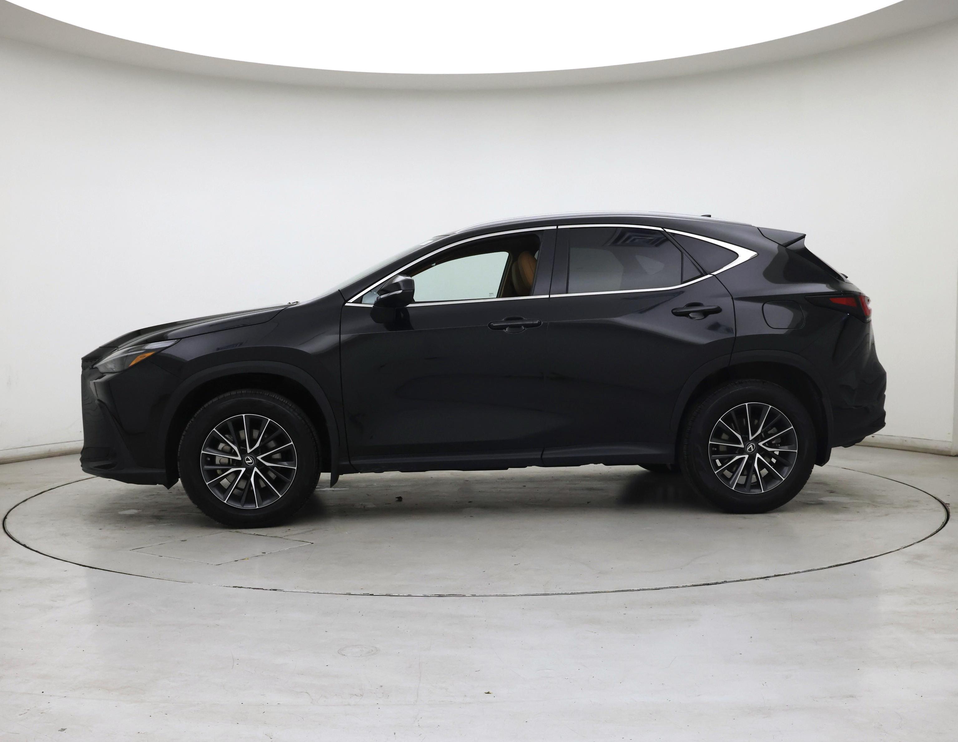 Thumbnail: 2022 Lexus NX - 3