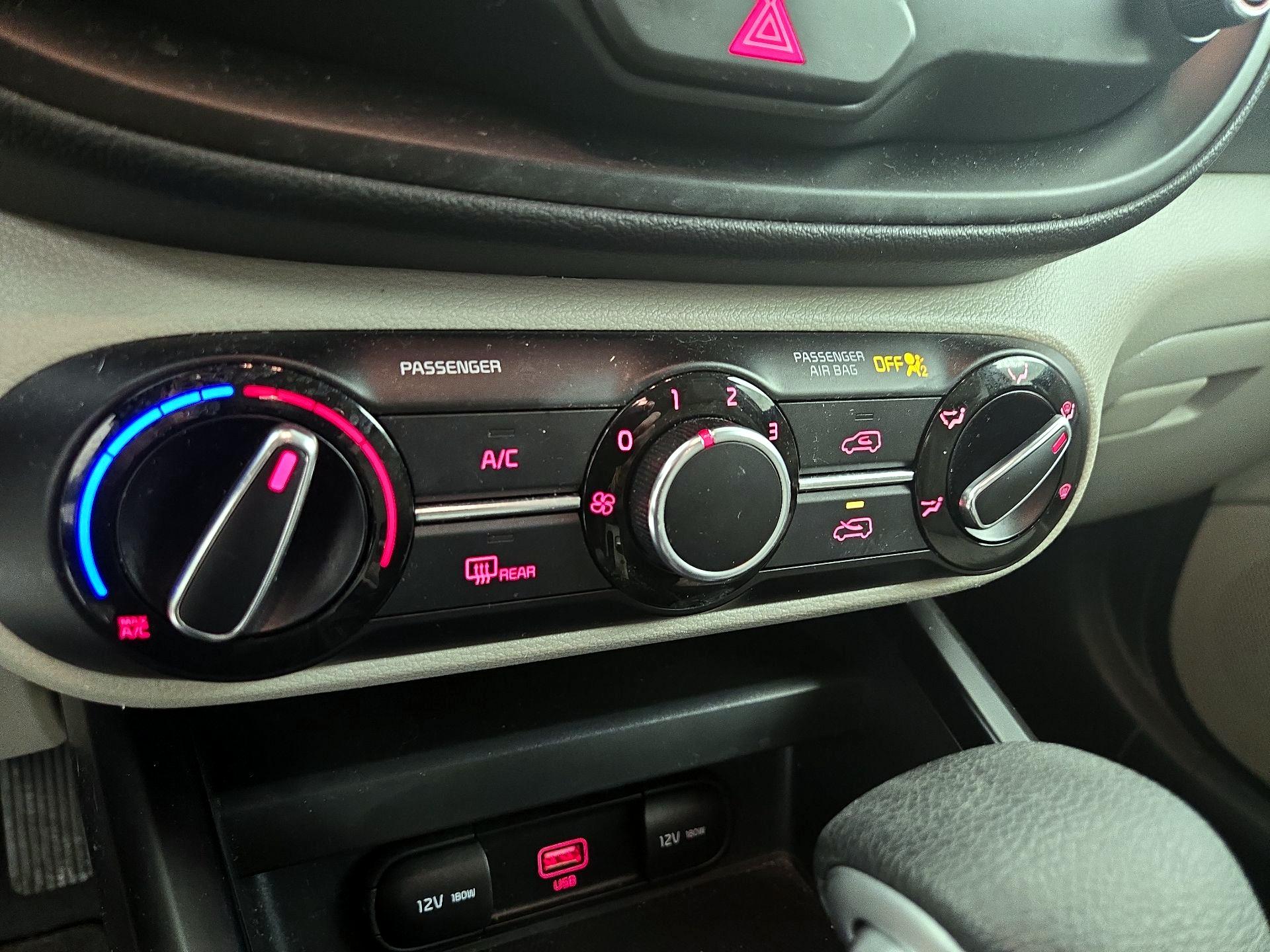 Thumbnail: 2022 Kia Soul - 16