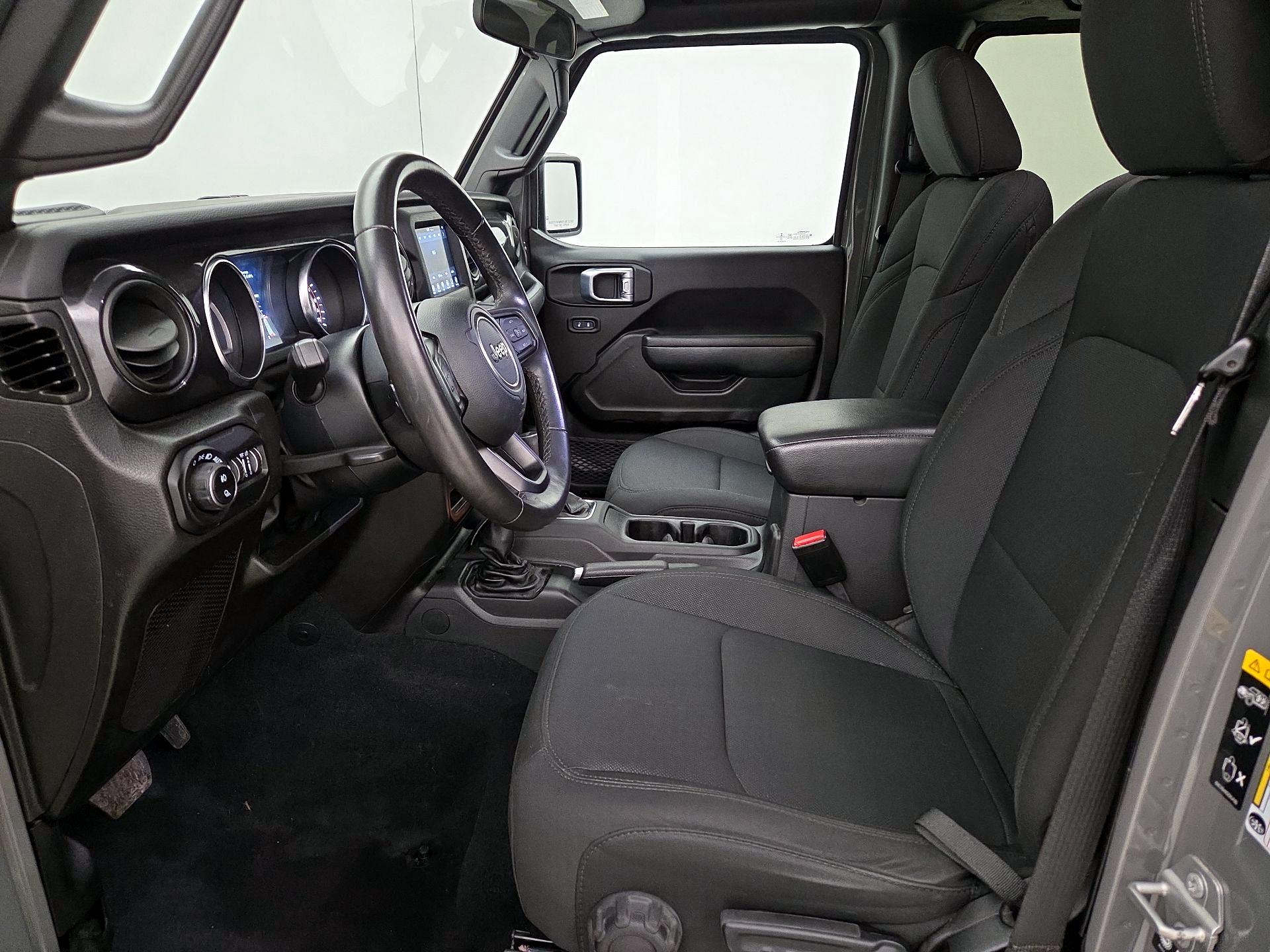 Thumbnail: 2022 Jeep Gladiator - 11