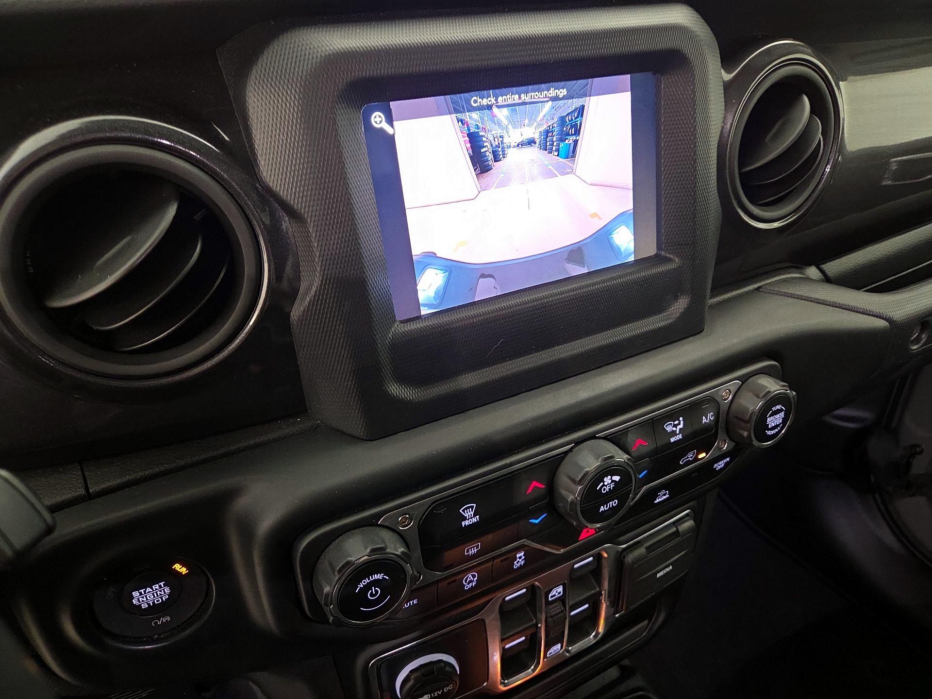 Thumbnail: 2022 Jeep Gladiator - 14