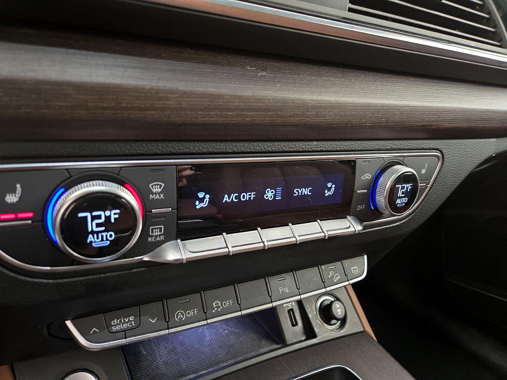 Thumbnail: 2022 Audi Q5 - 16