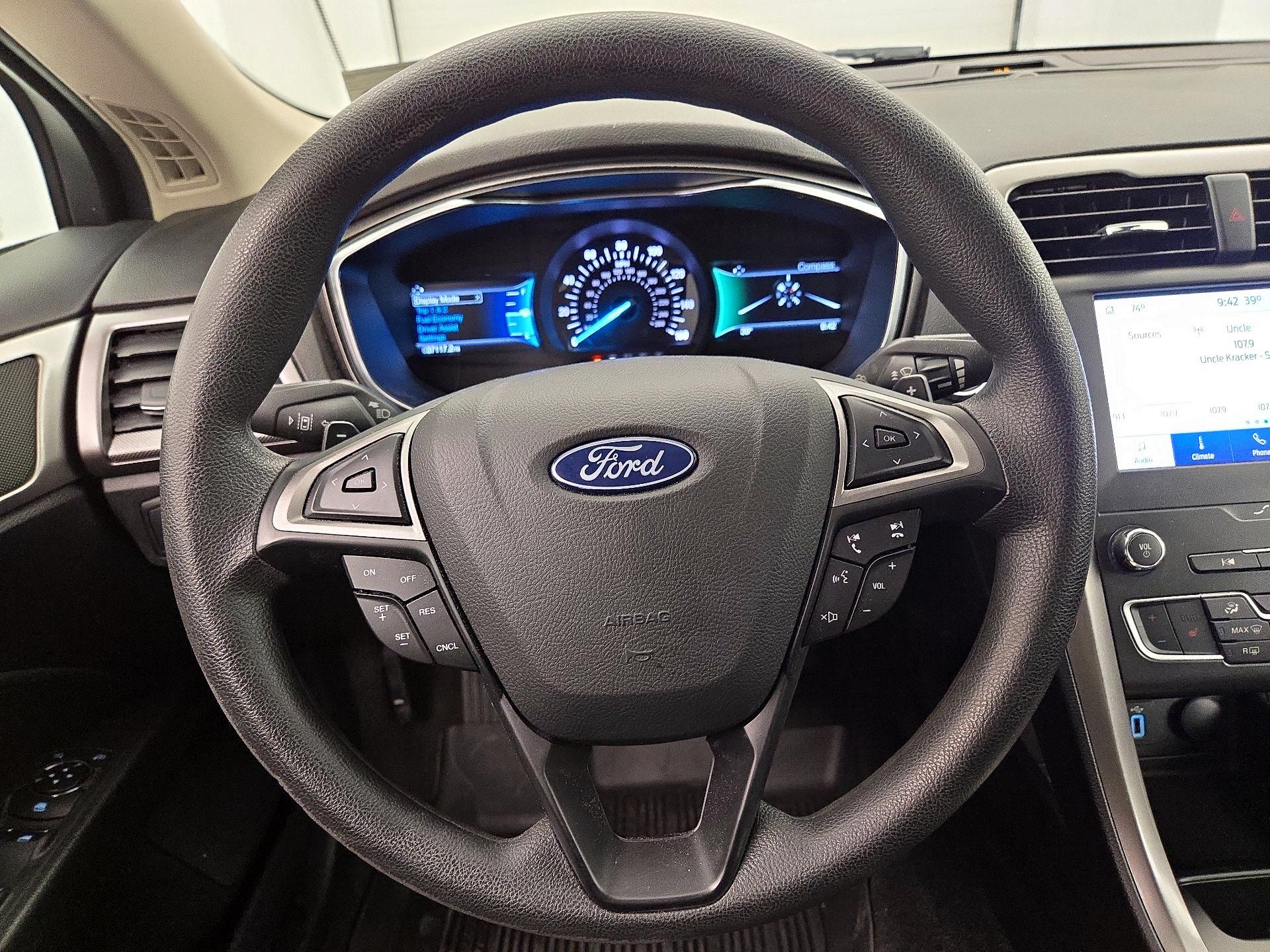 Thumbnail: 2020 Ford Fusion - 10