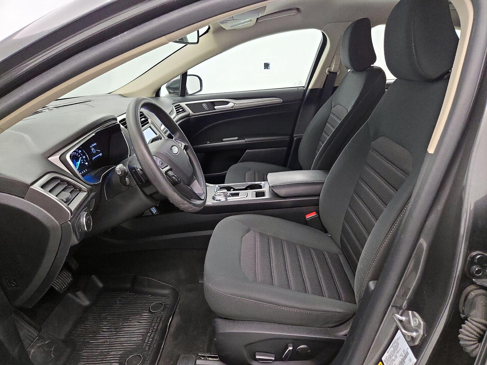 Thumbnail: 2020 Ford Fusion - 11