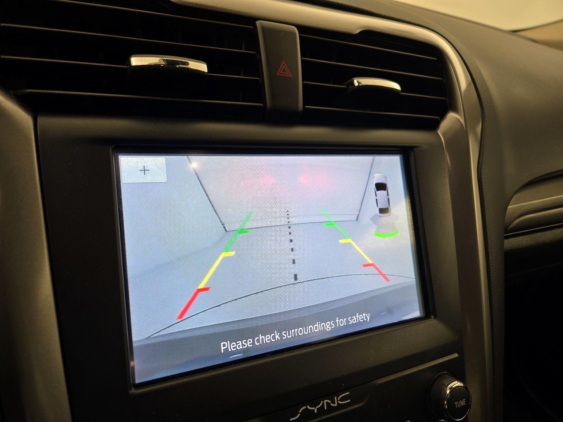 Thumbnail: 2020 Ford Fusion - 14