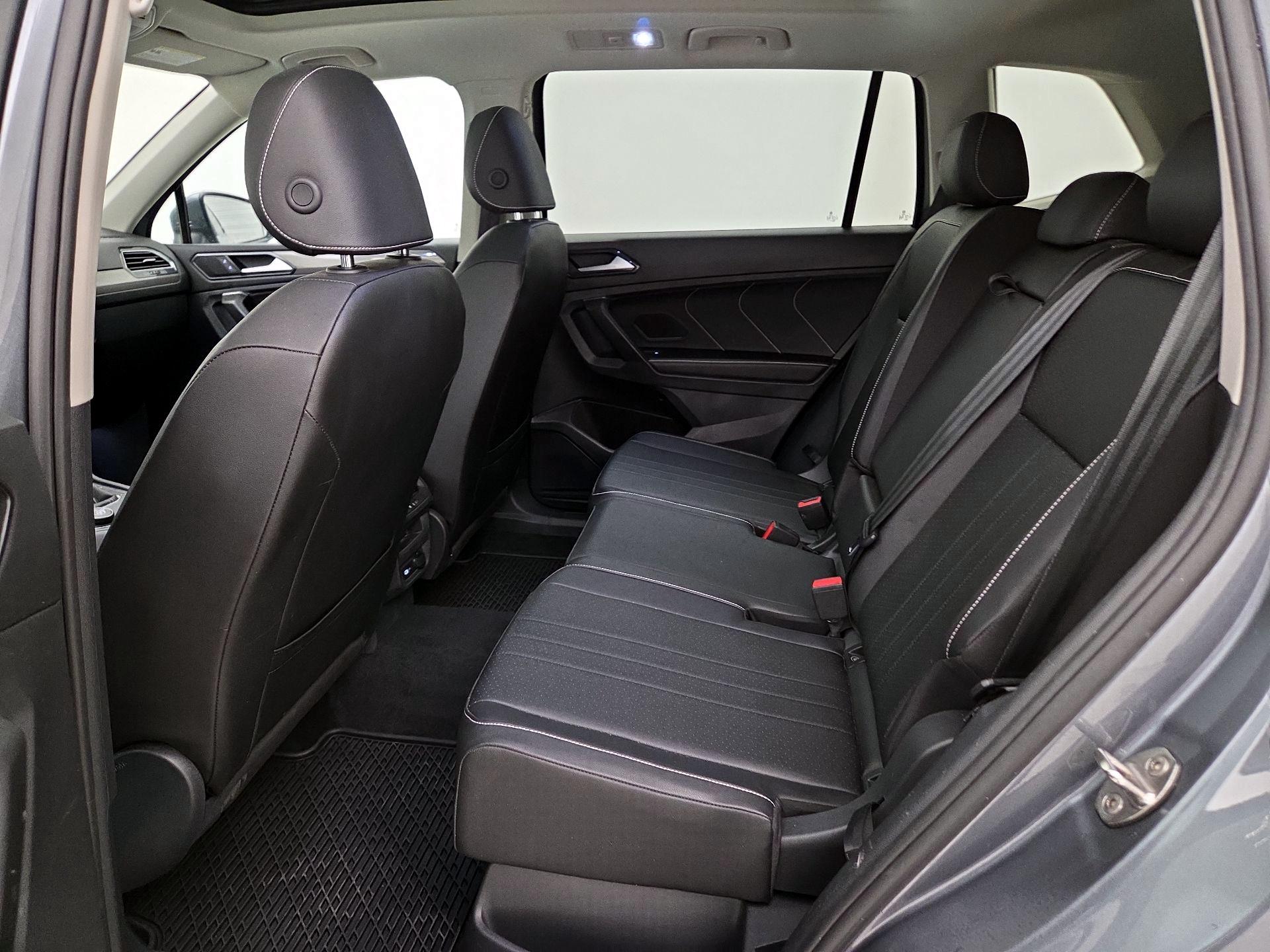 Thumbnail: 2022 Volkswagen Tiguan - 20