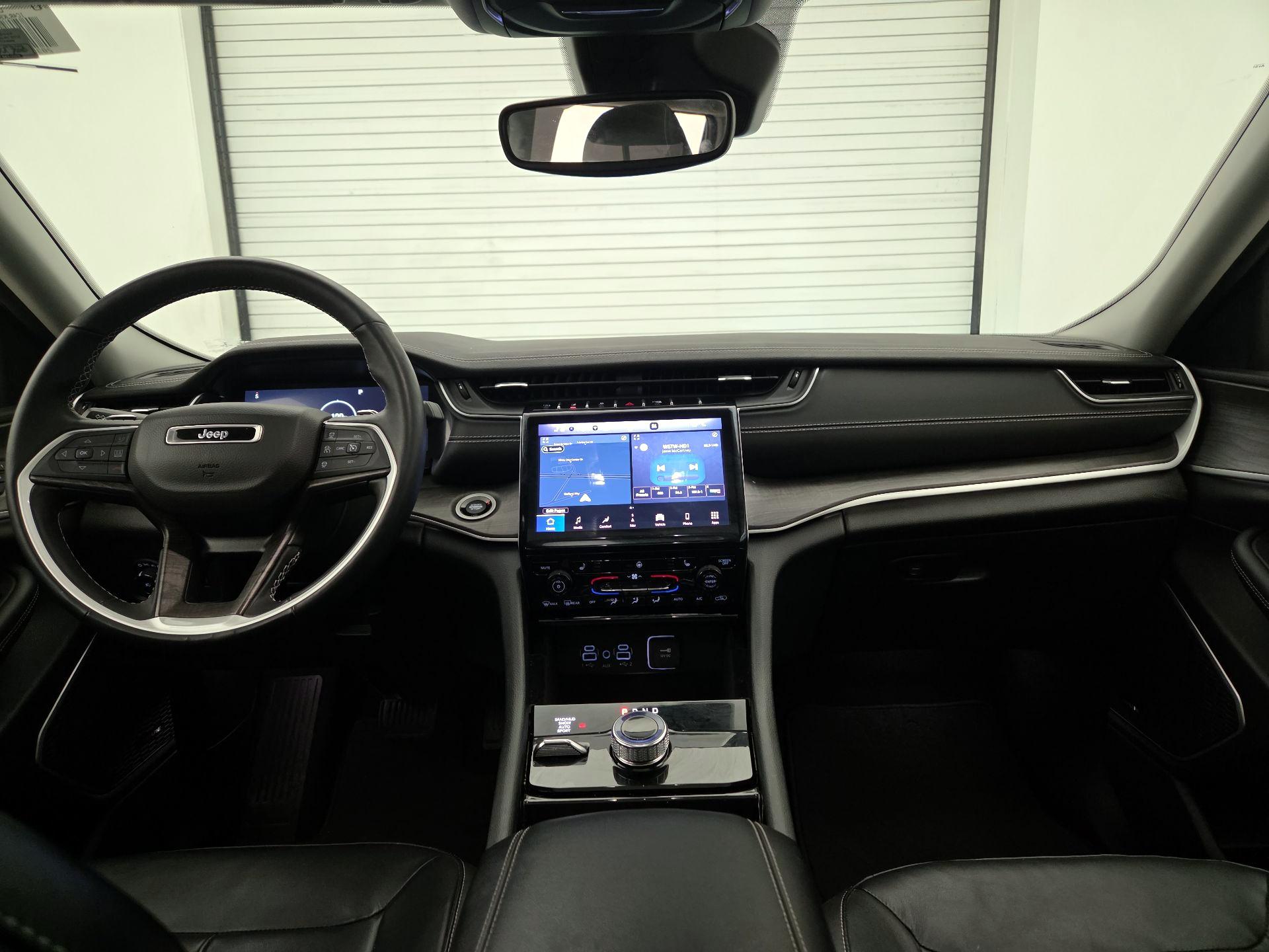 Thumbnail: 2022 Jeep Grand Cherokee L - 9