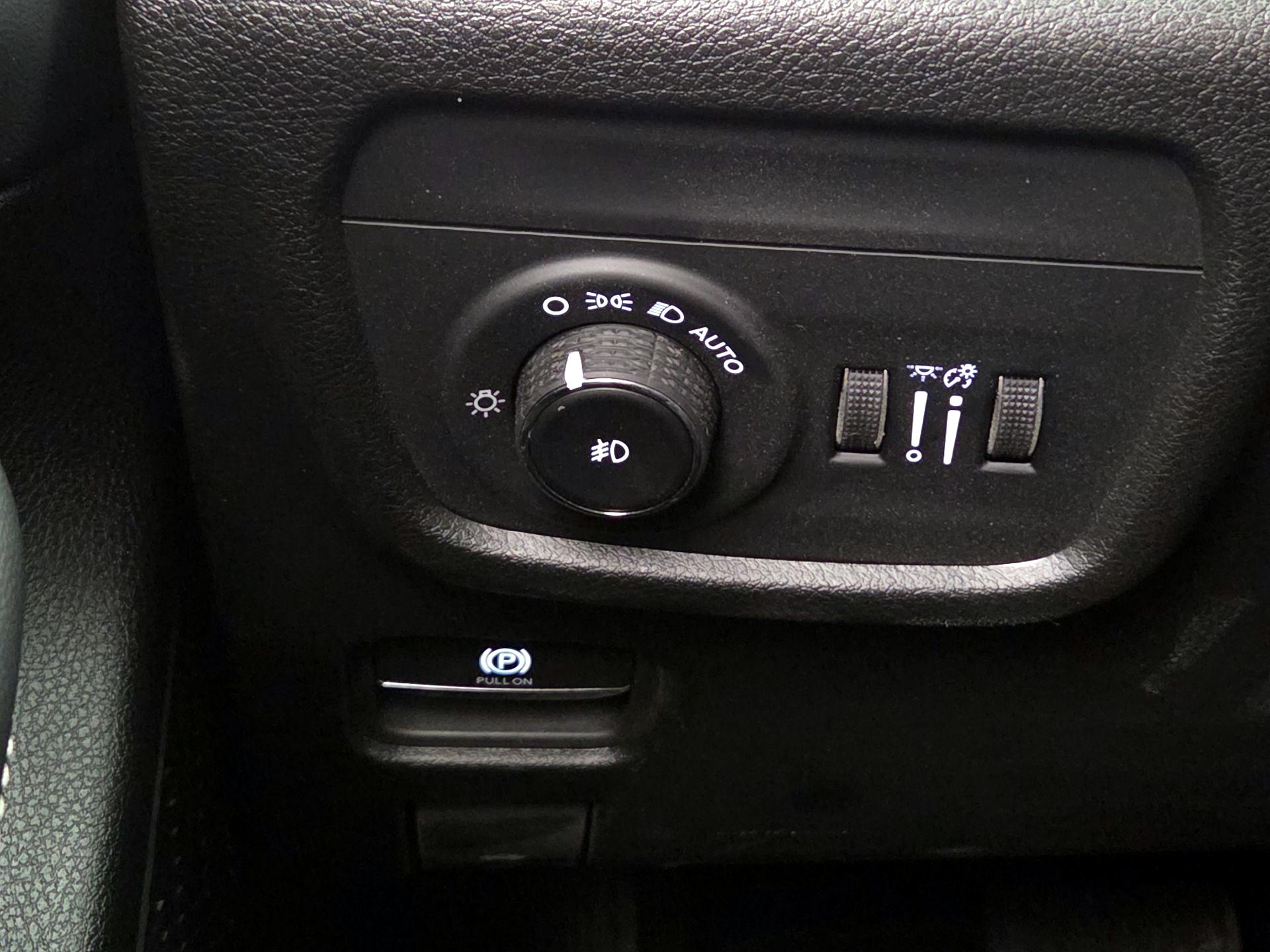 Thumbnail: 2022 Jeep Grand Cherokee L - 13