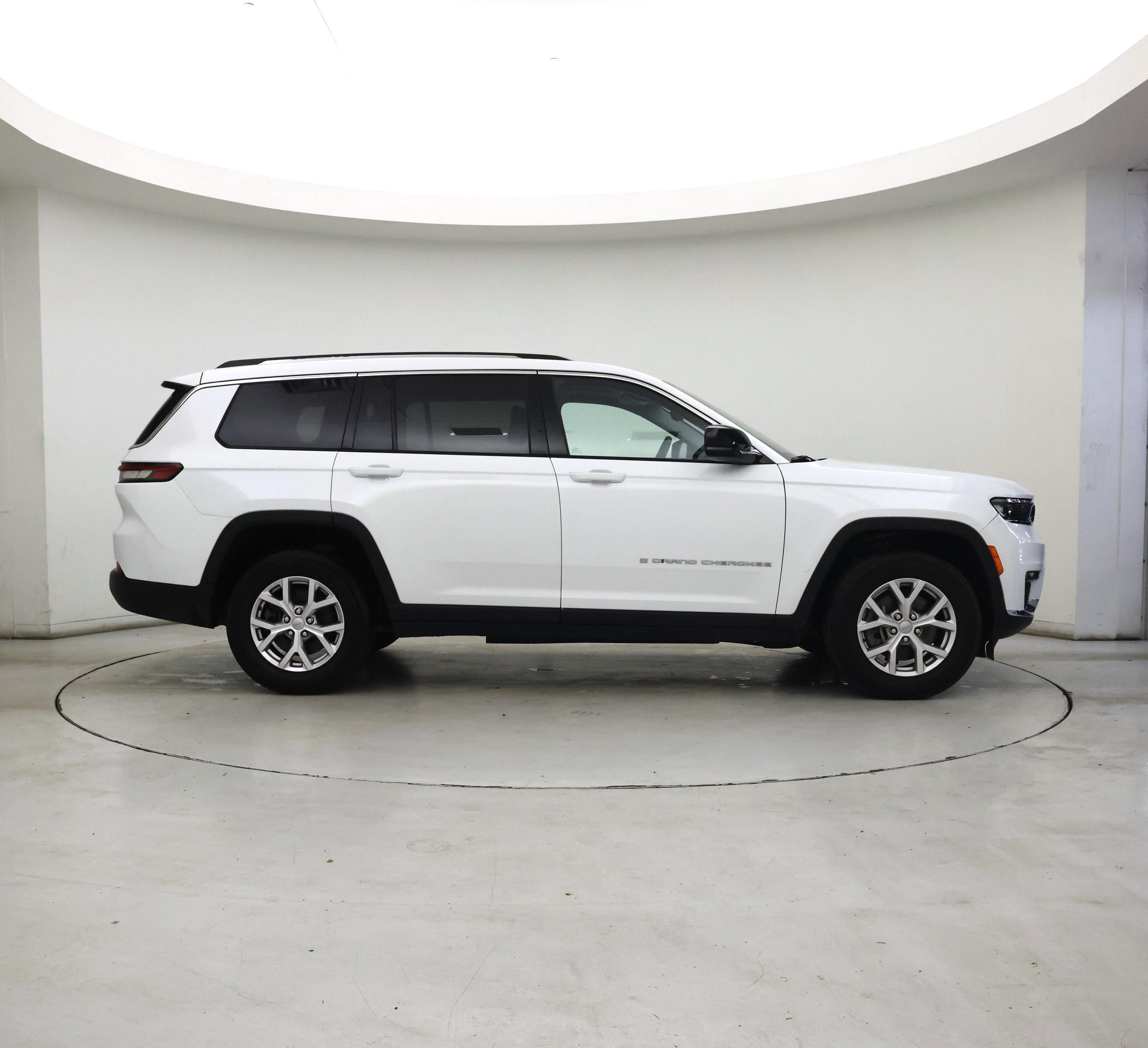 Thumbnail: 2022 Jeep Grand Cherokee L - 7