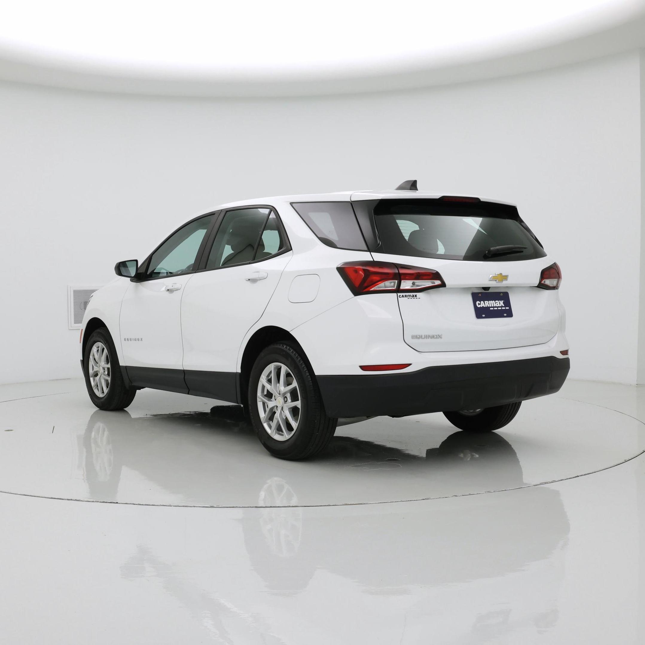 Thumbnail: 2022 Chevrolet Equinox - 2