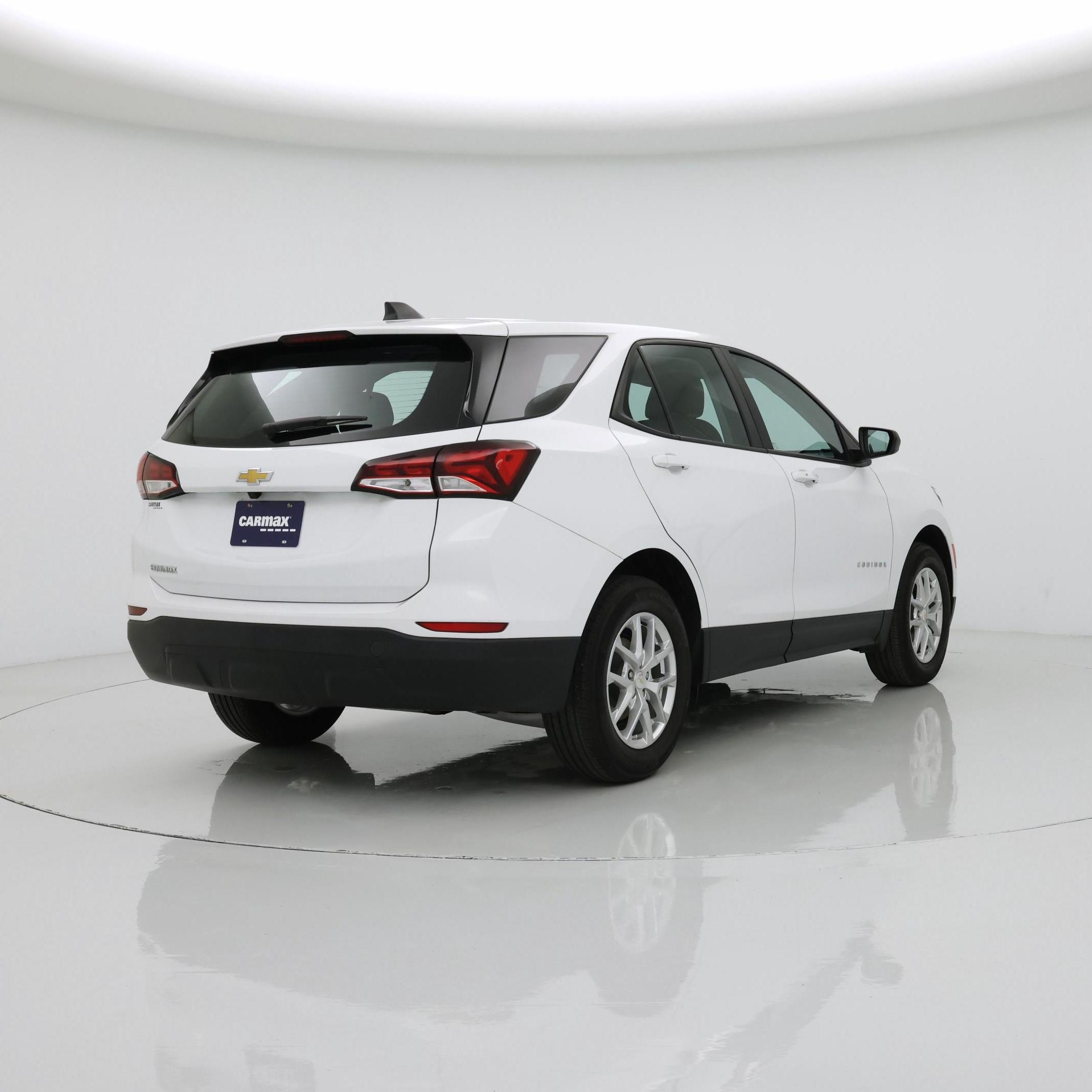 Thumbnail: 2022 Chevrolet Equinox - 8