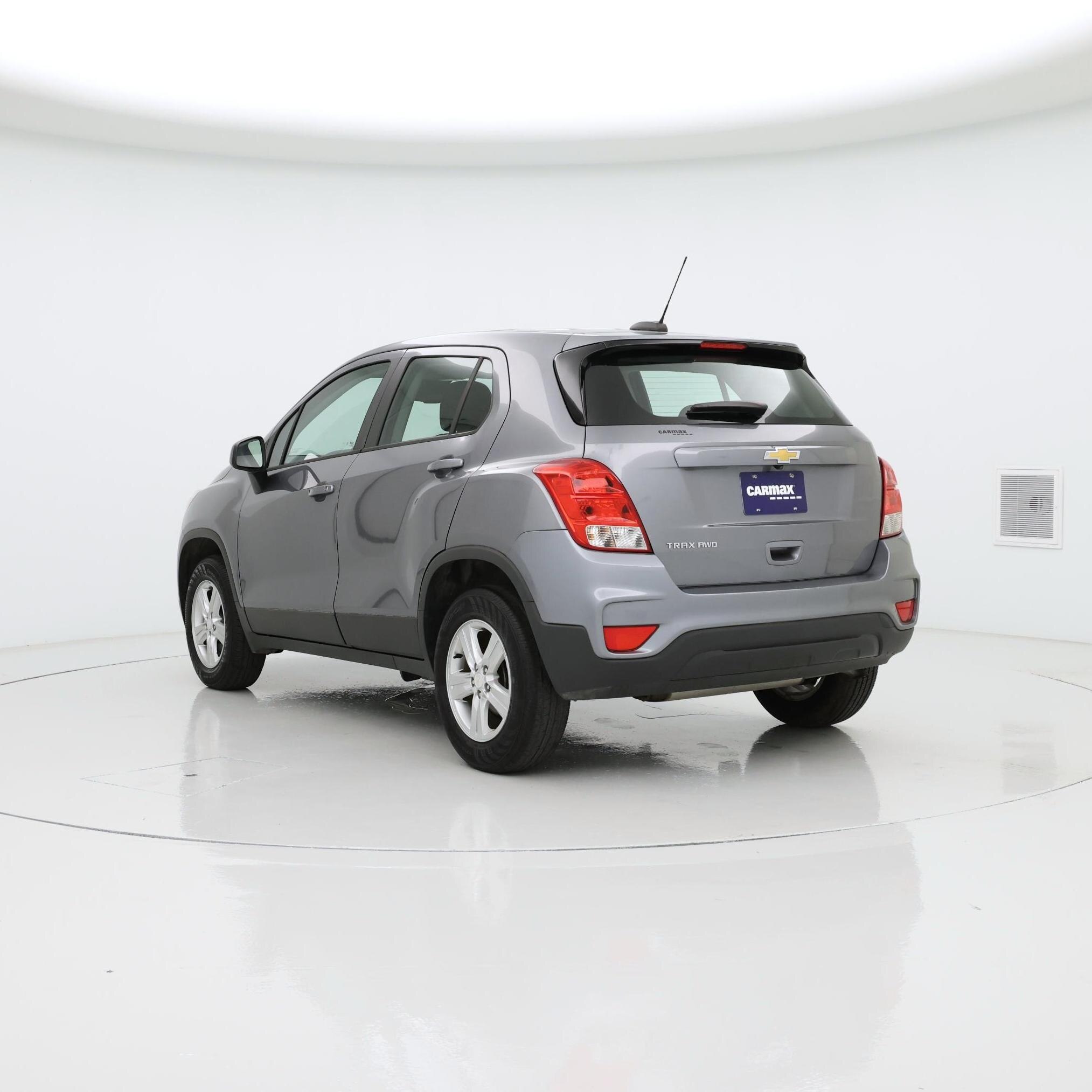 Thumbnail: 2020 Chevrolet Trax - 2