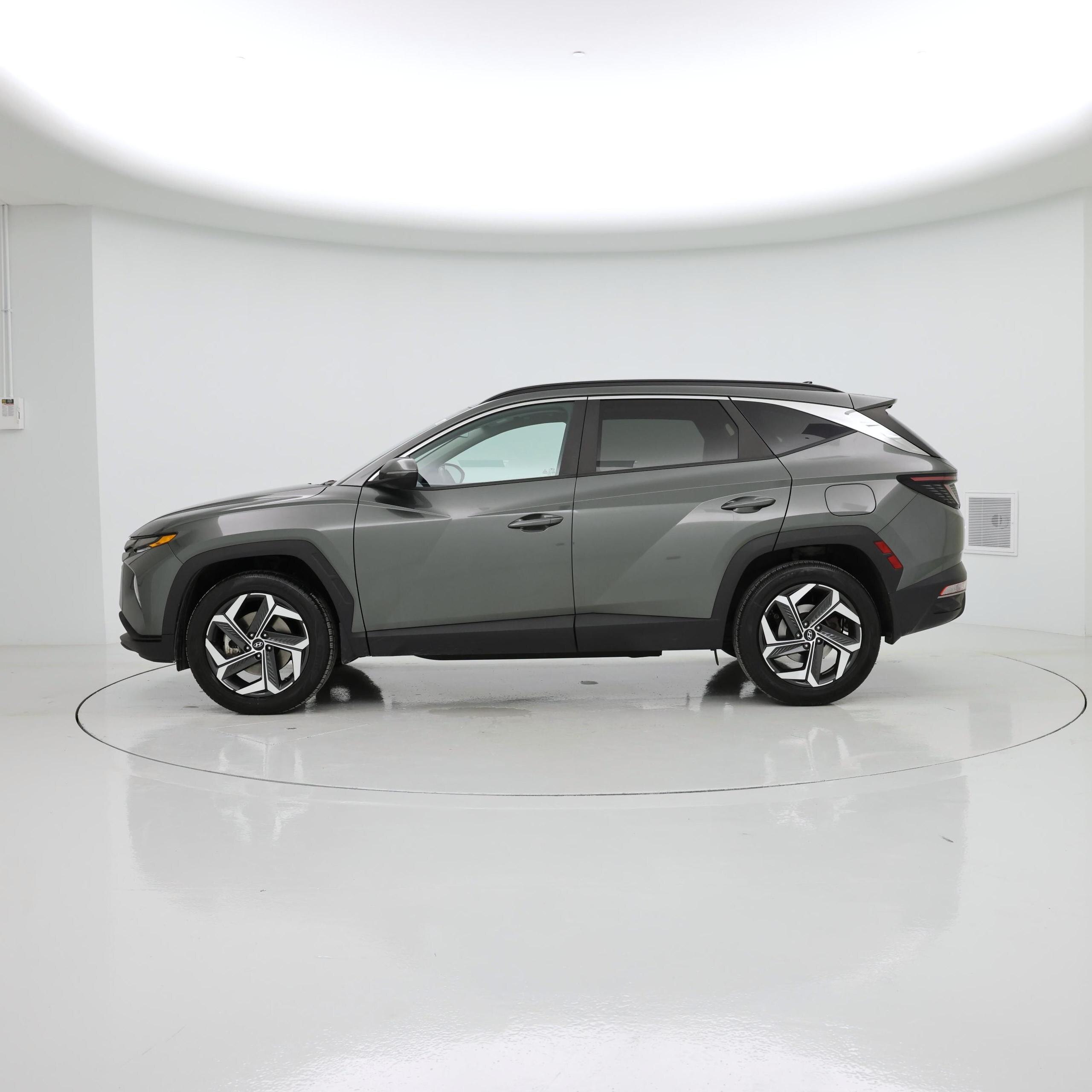 Thumbnail: 2022 Hyundai Tucson - 3