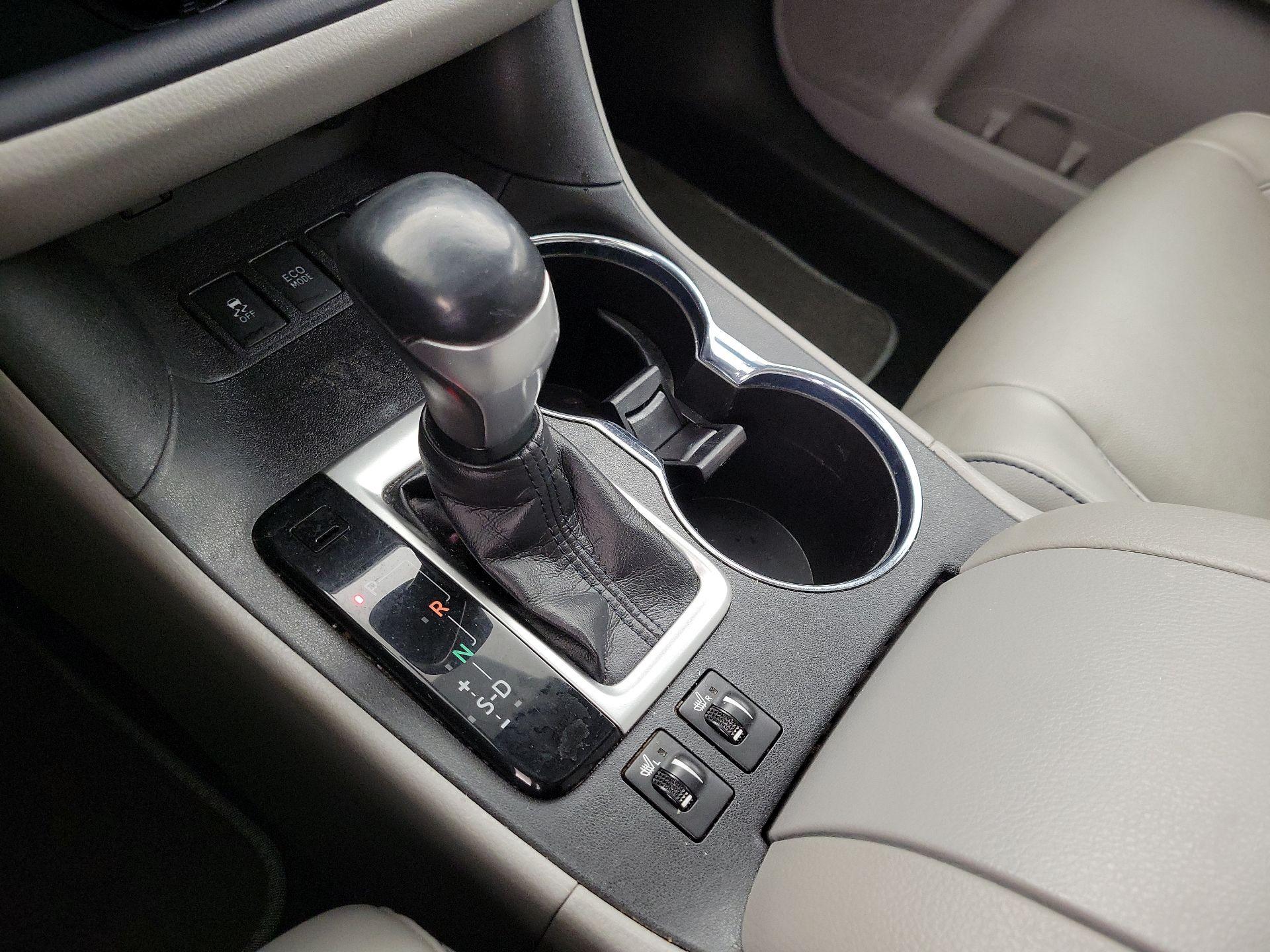 Thumbnail: 2018 Toyota Highlander - 18