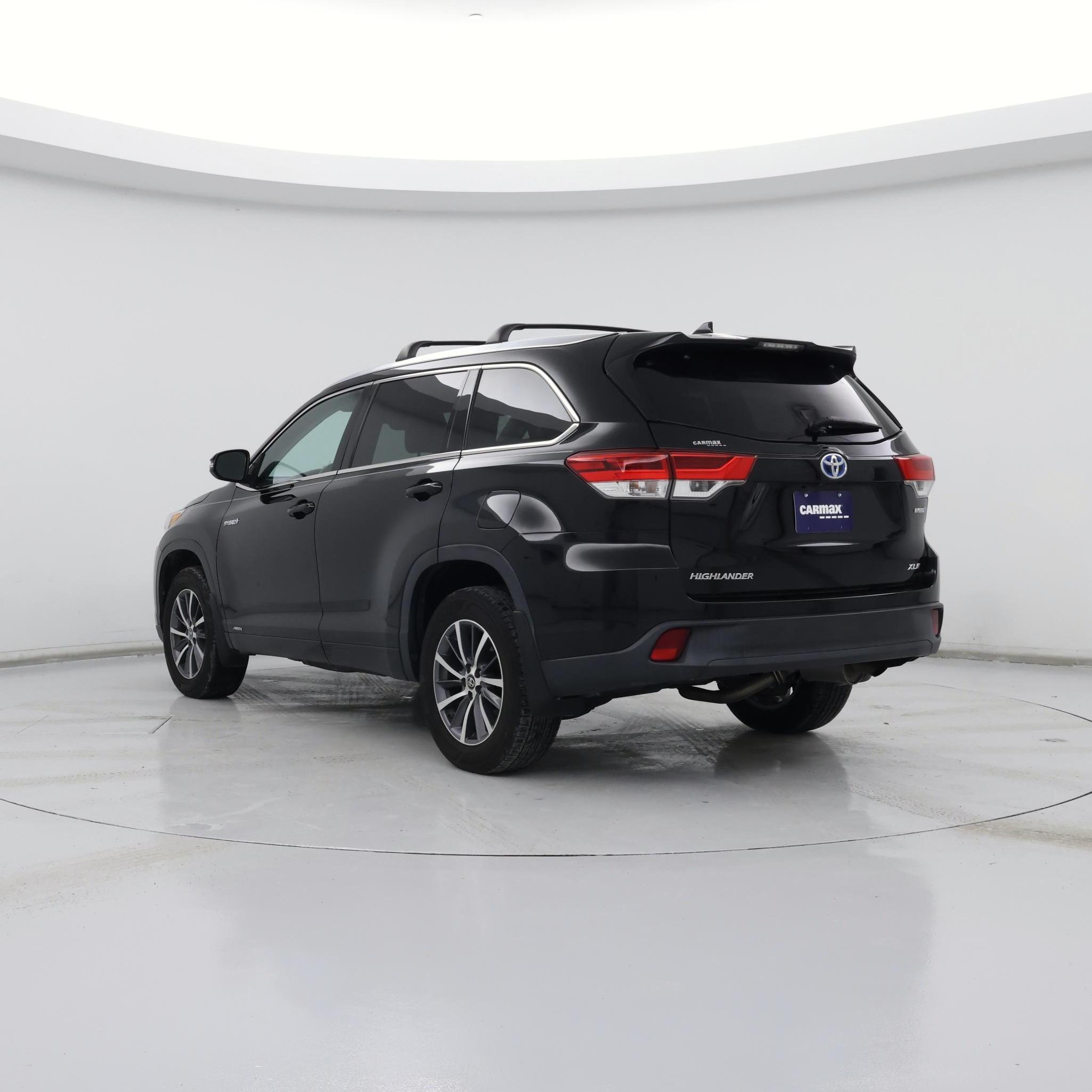 Thumbnail: 2018 Toyota Highlander - 2