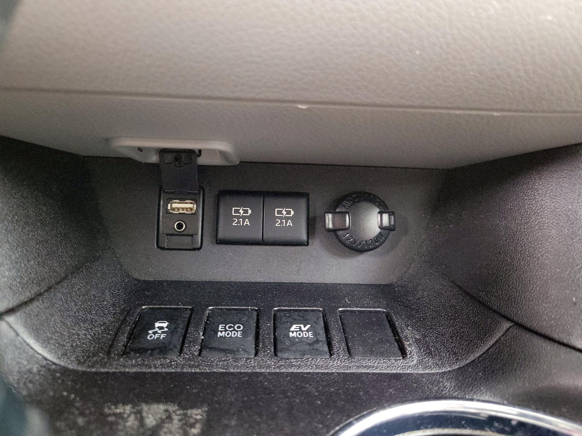 Thumbnail: 2018 Toyota Highlander - 19