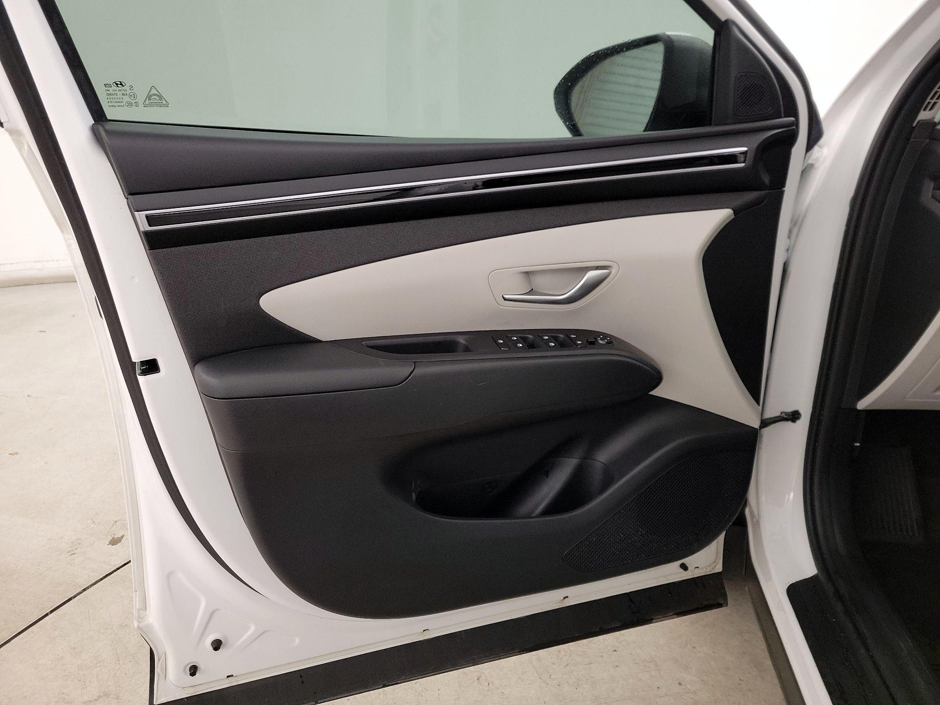 Thumbnail: 2024 Hyundai Tucson - 12