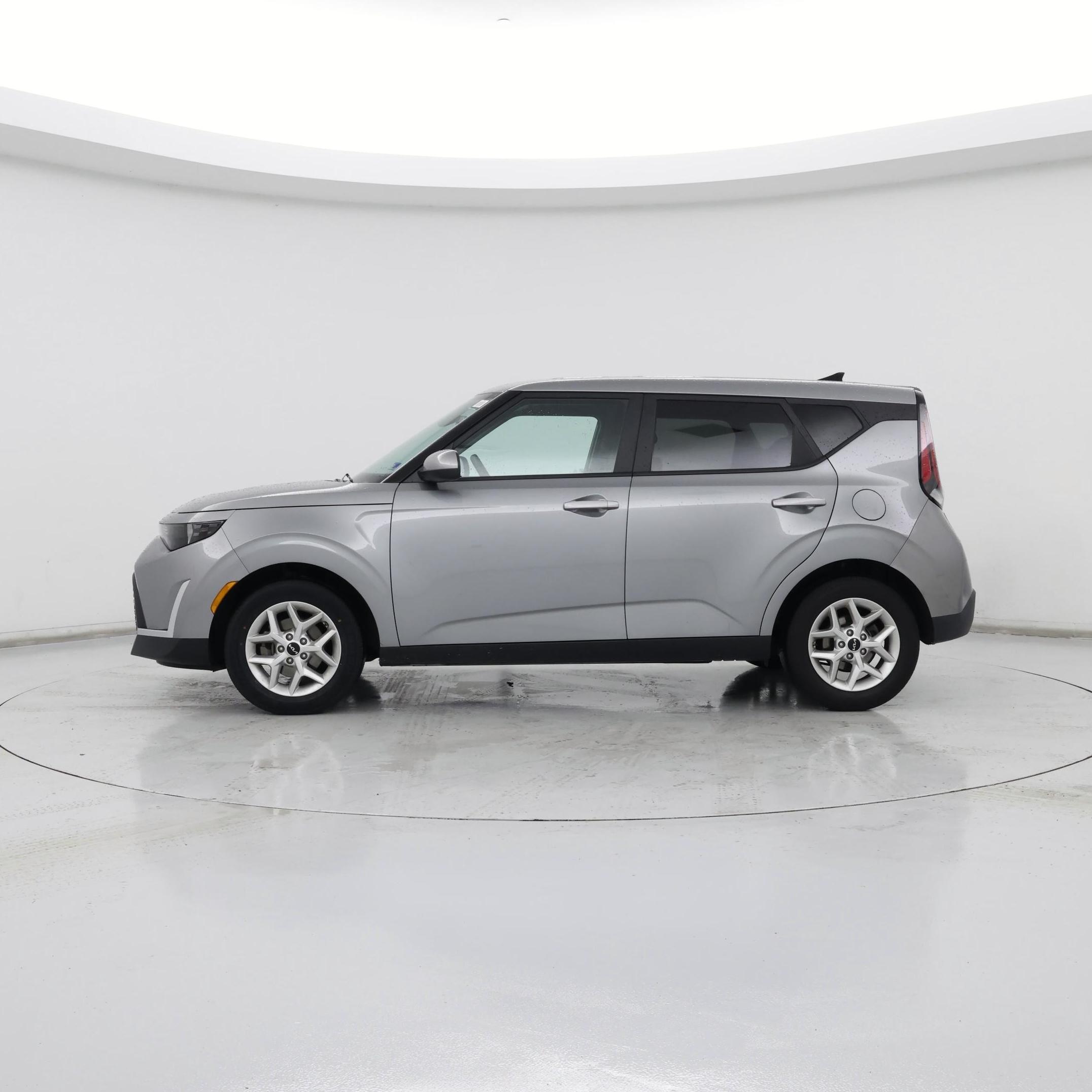 Thumbnail: 2024 Kia Soul - 3