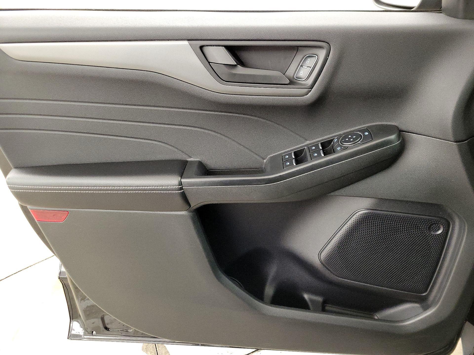 Thumbnail: 2024 Ford Escape - 12