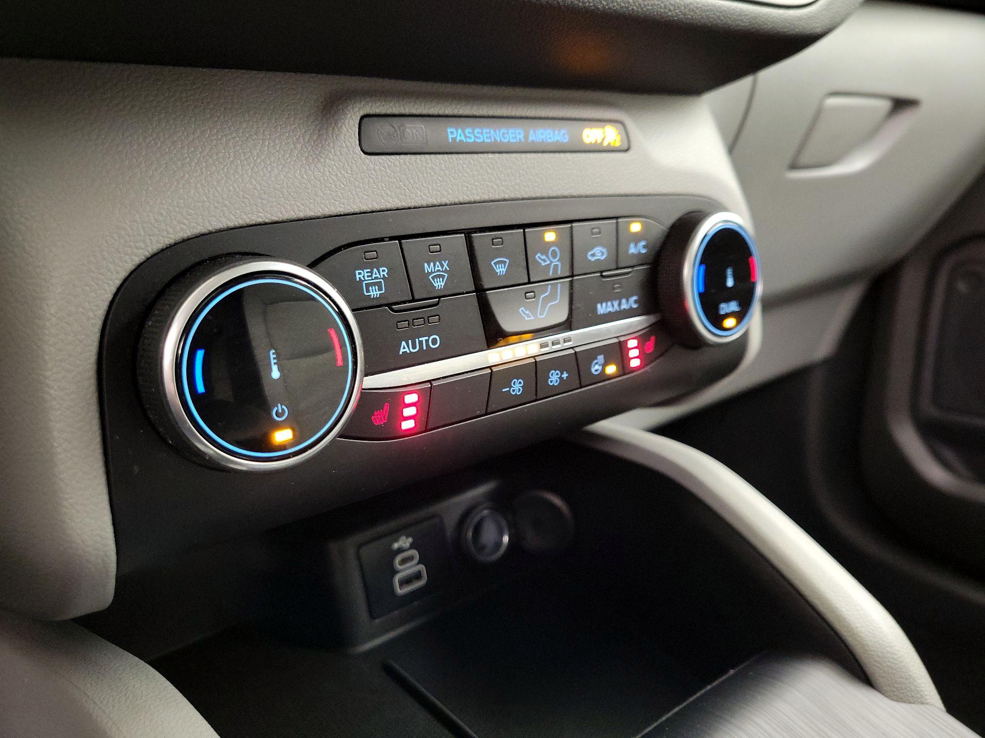 Thumbnail: 2024 Ford Escape - 16