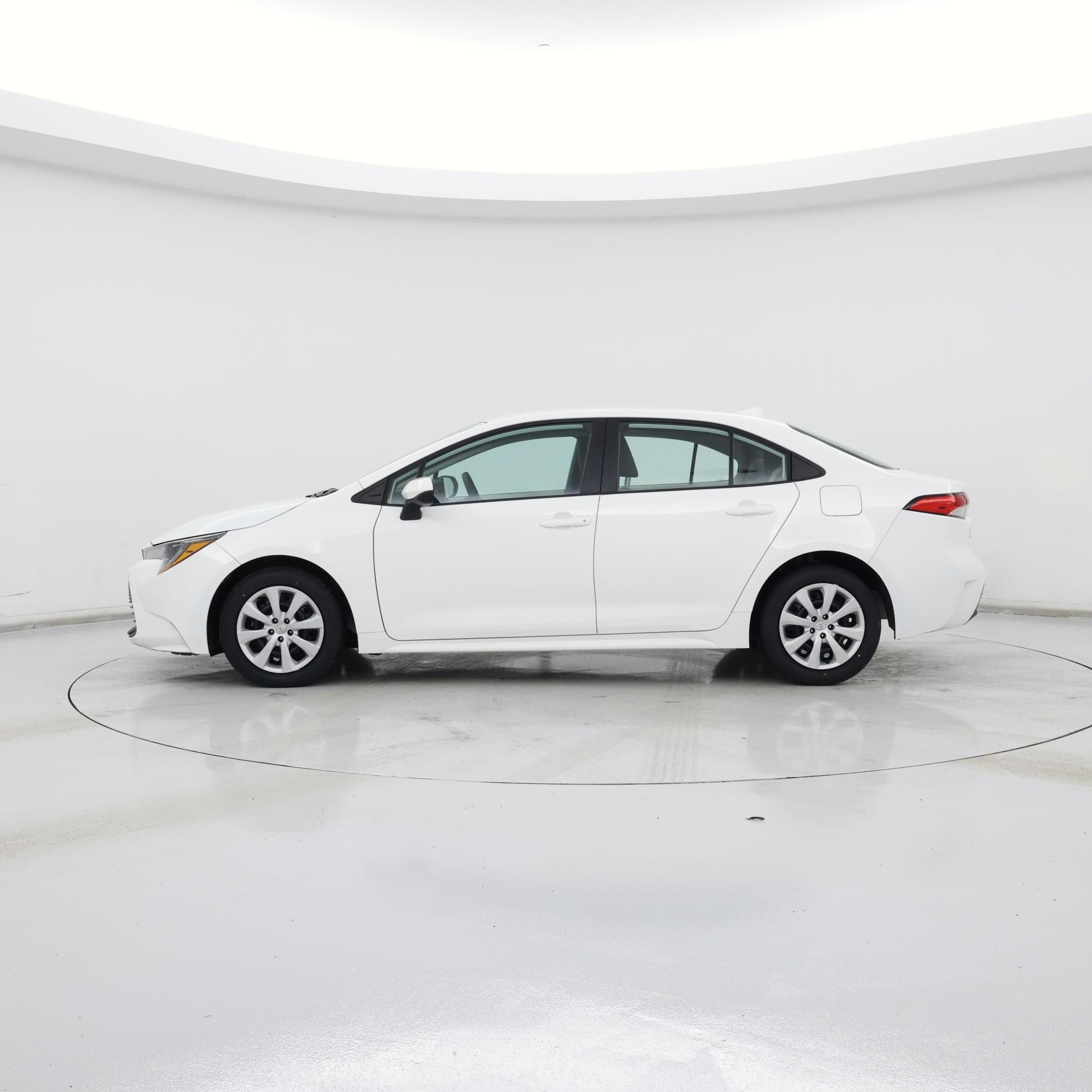 Thumbnail: 2023 Toyota Corolla - 3