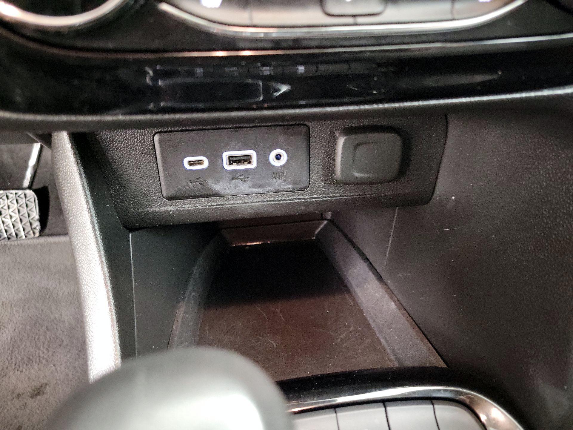 Thumbnail: 2021 Buick Encore GX - 18