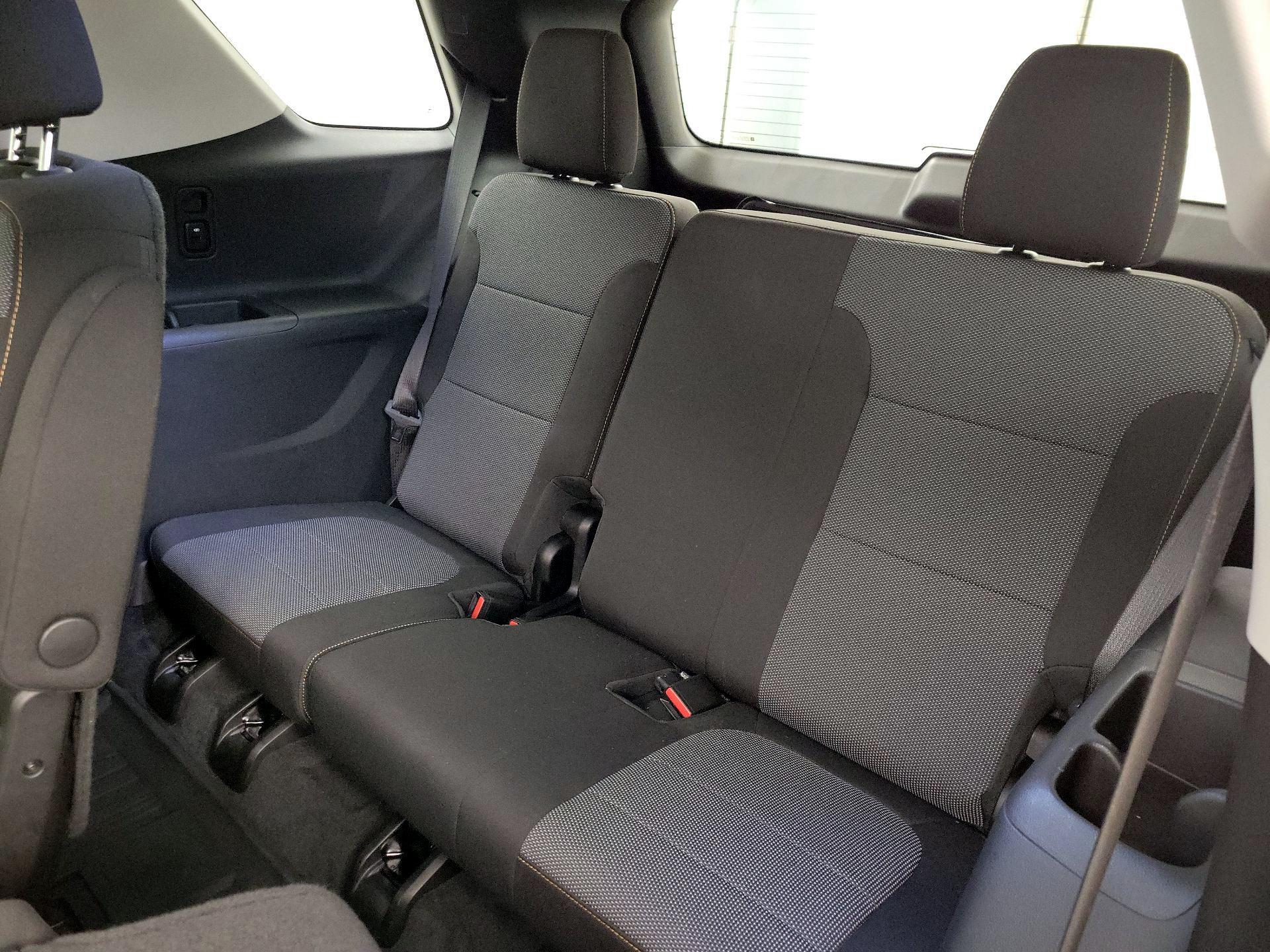 Thumbnail: 2021 Chevrolet Traverse - 20