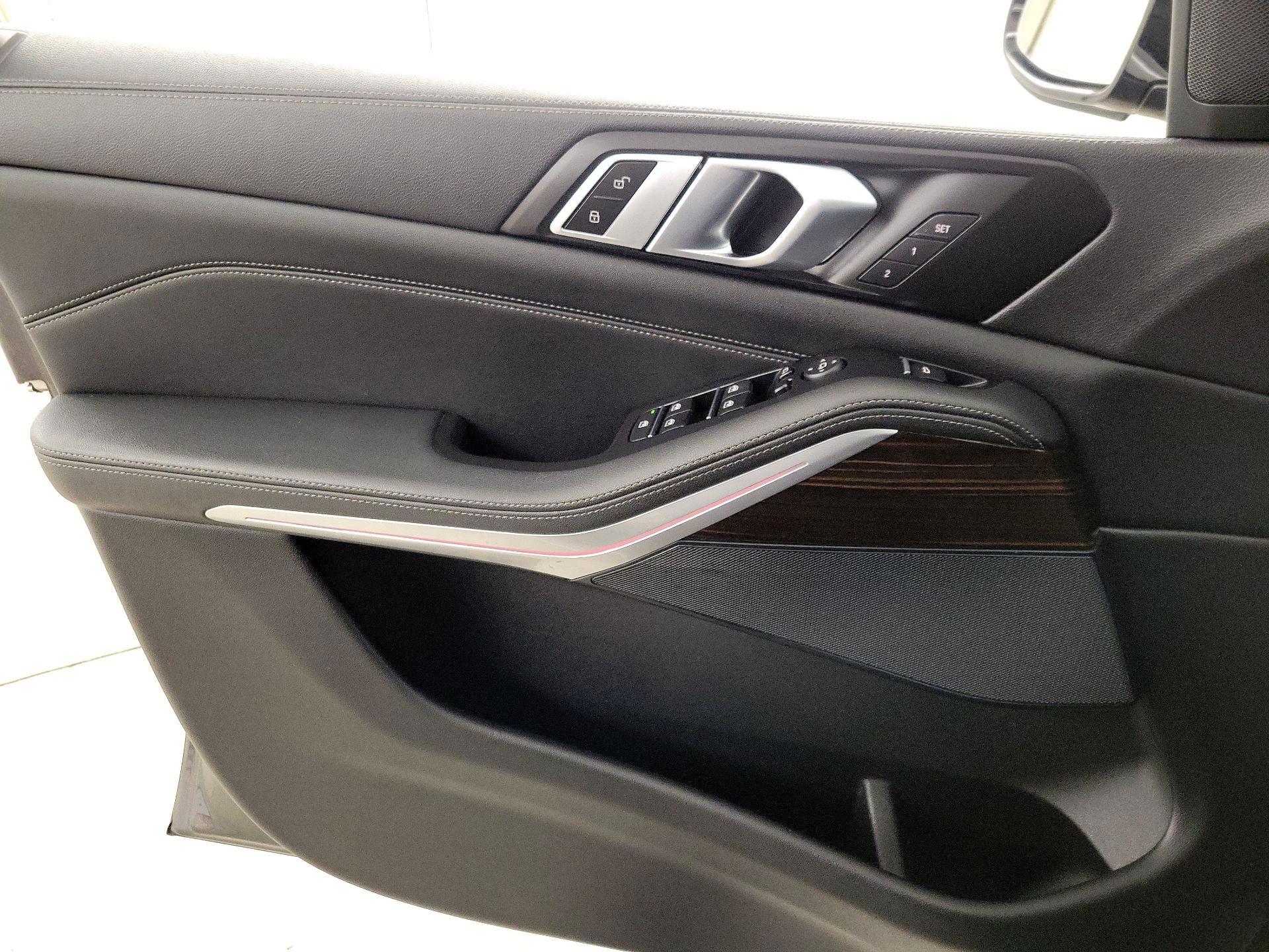 Thumbnail: 2023 BMW X5 - 12