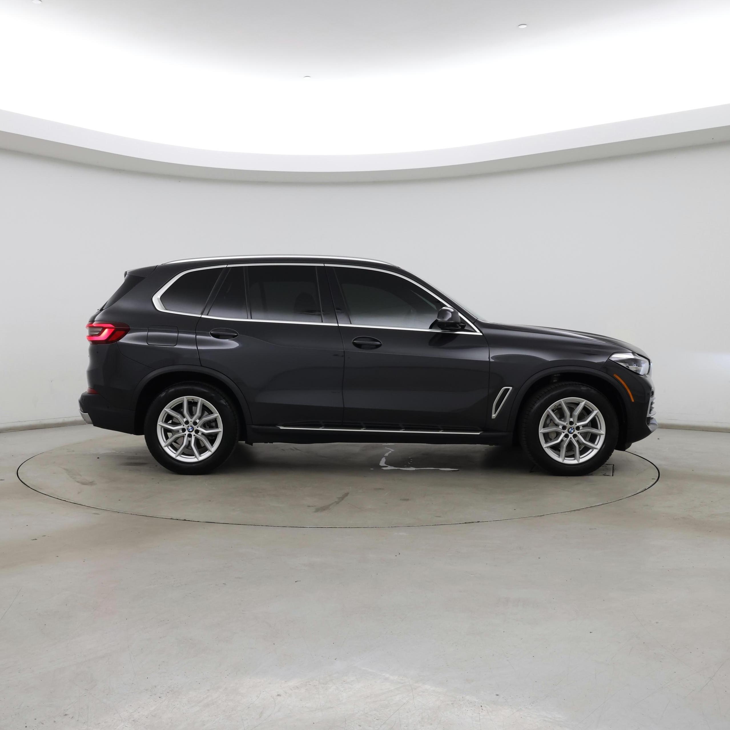 Thumbnail: 2023 BMW X5 - 7