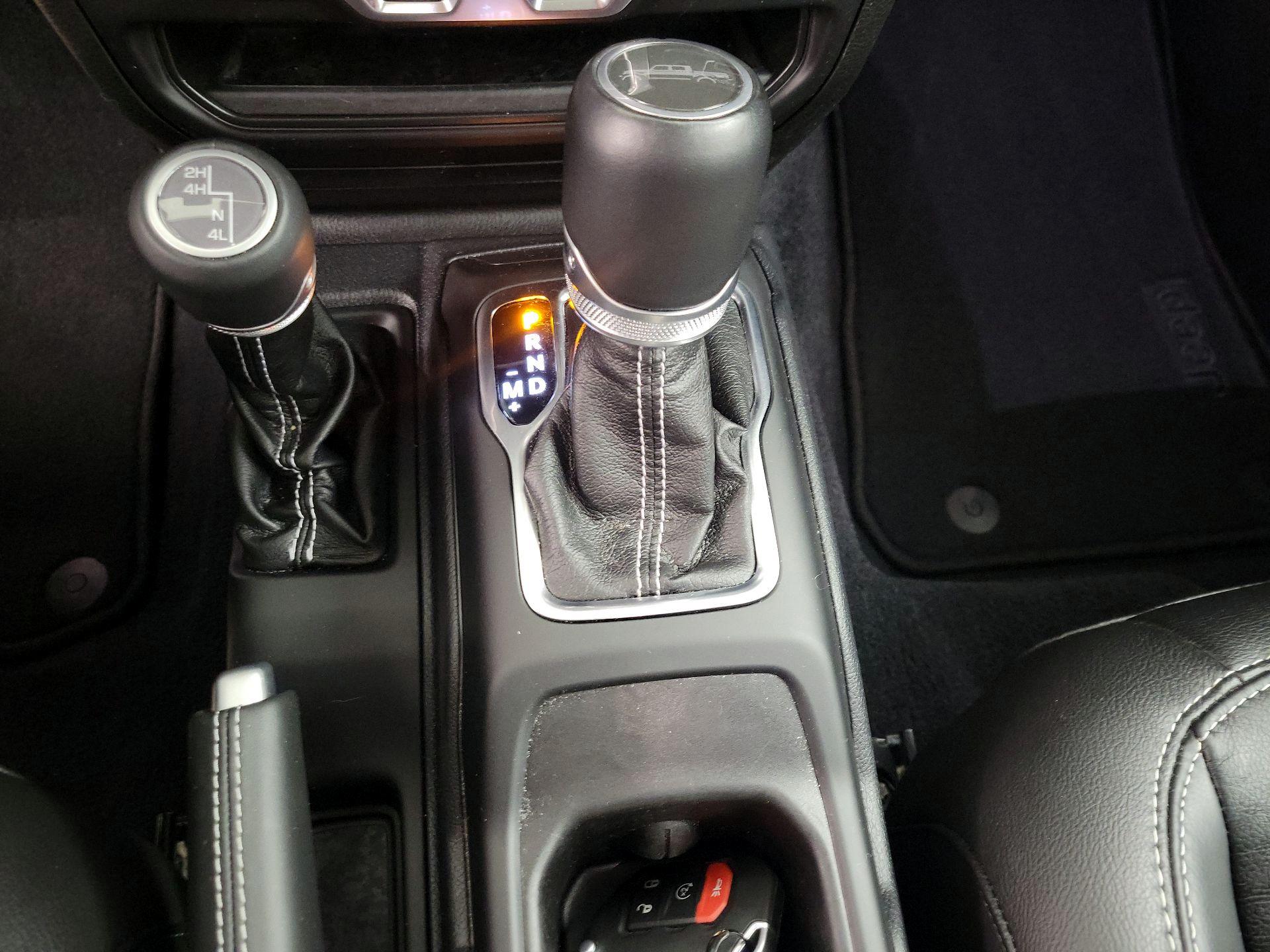 Thumbnail: 2021 Jeep Gladiator - 18