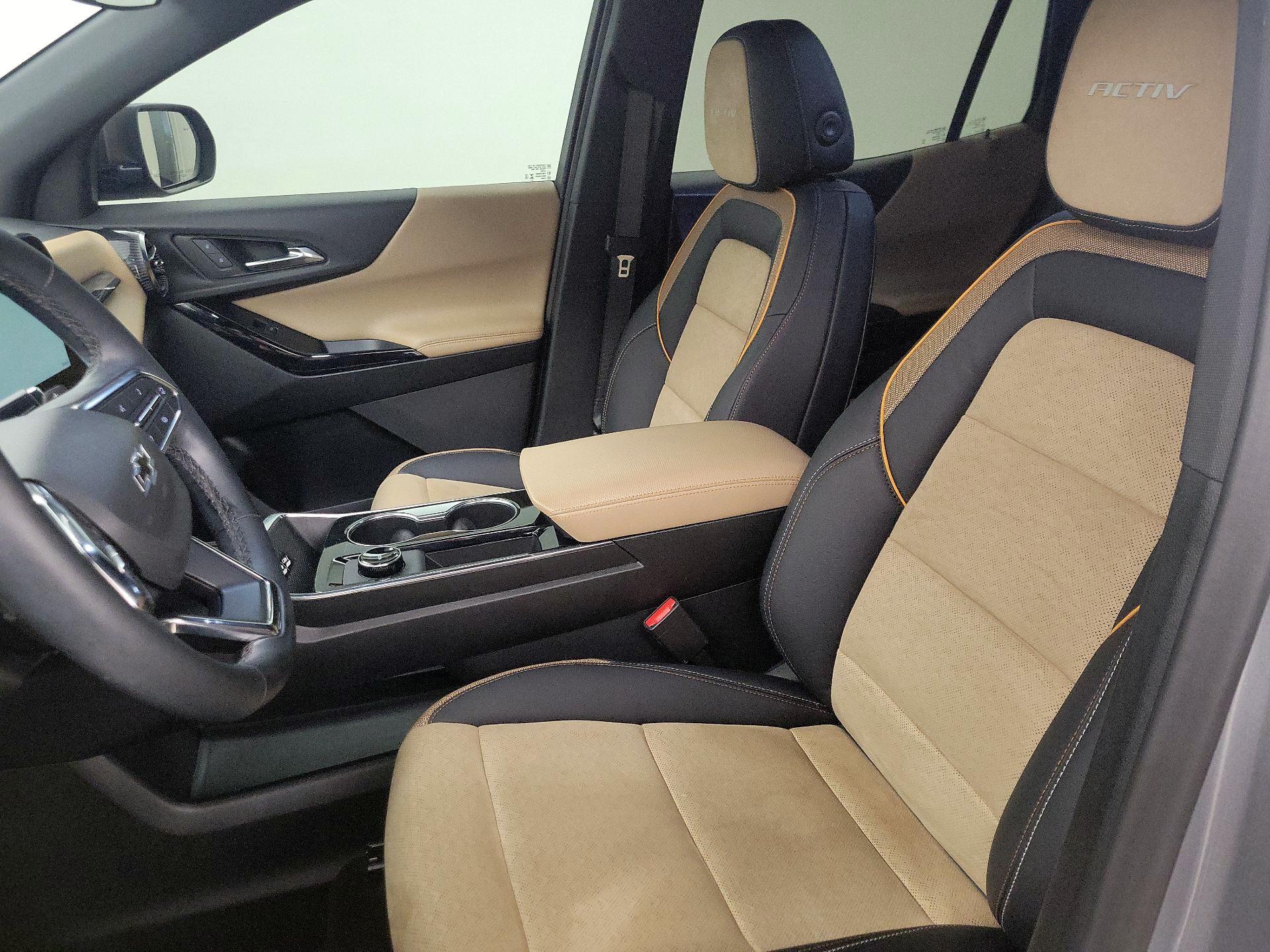 Thumbnail: 2025 Chevrolet Equinox - 11