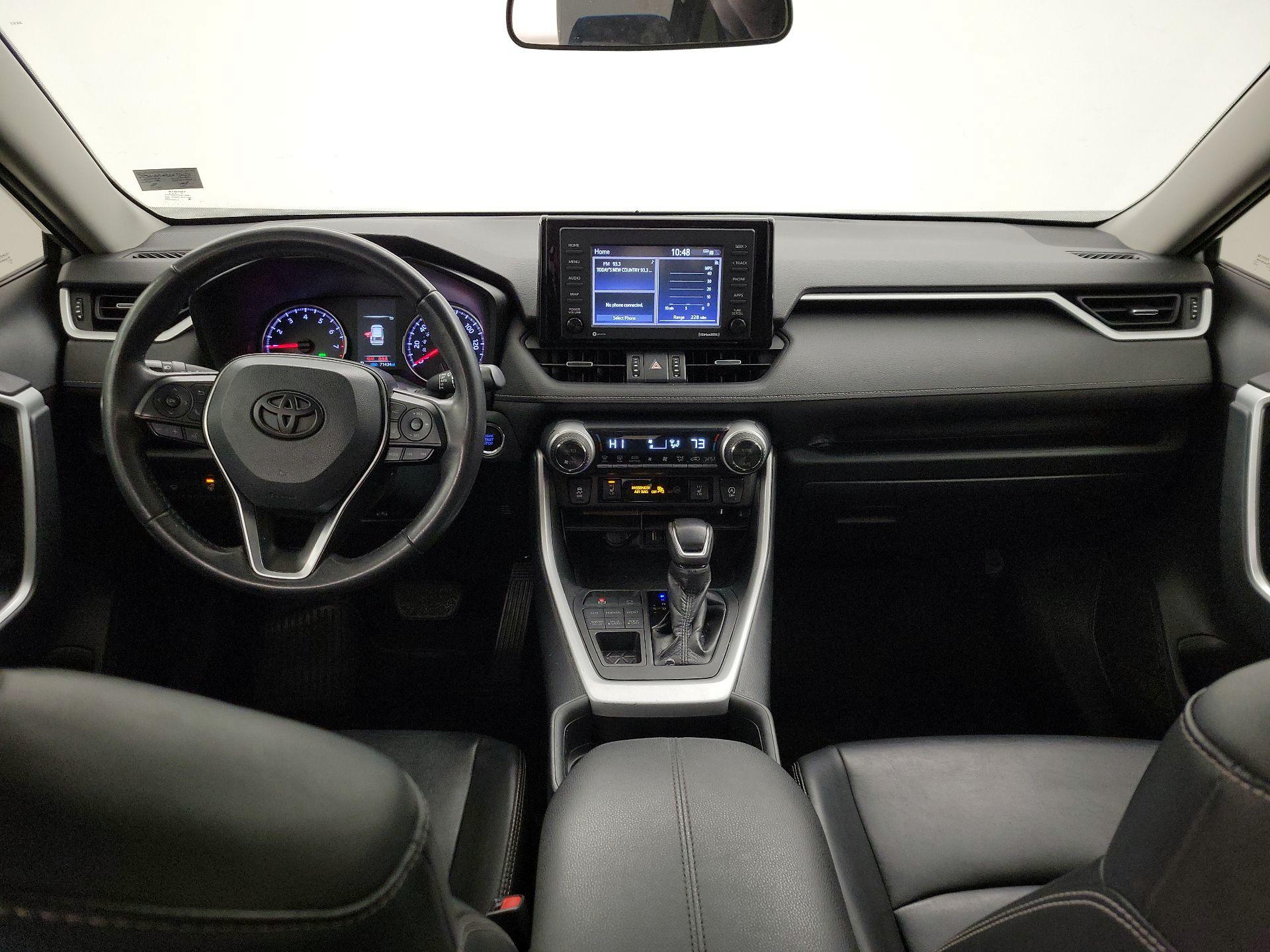 Thumbnail: 2020 Toyota RAV4 - 9