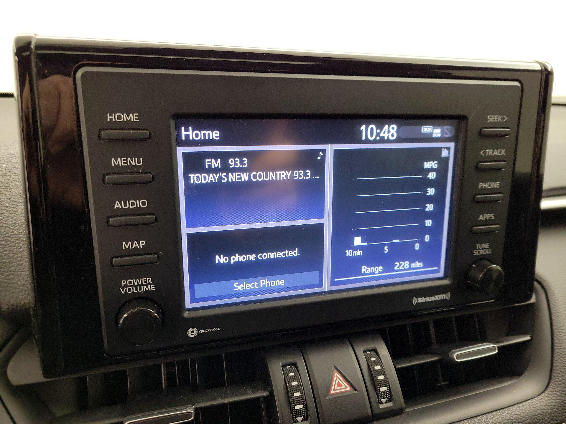 Thumbnail: 2020 Toyota RAV4 - 15