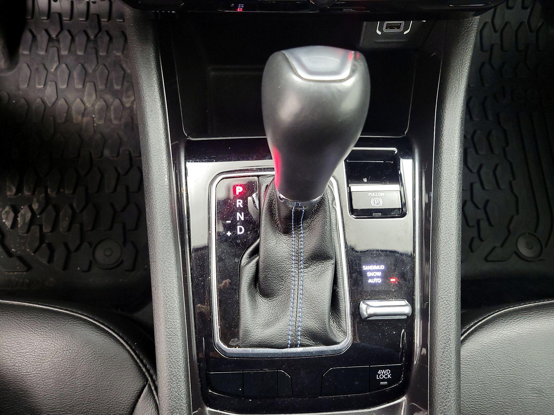 Thumbnail: 2022 Jeep Compass - 17