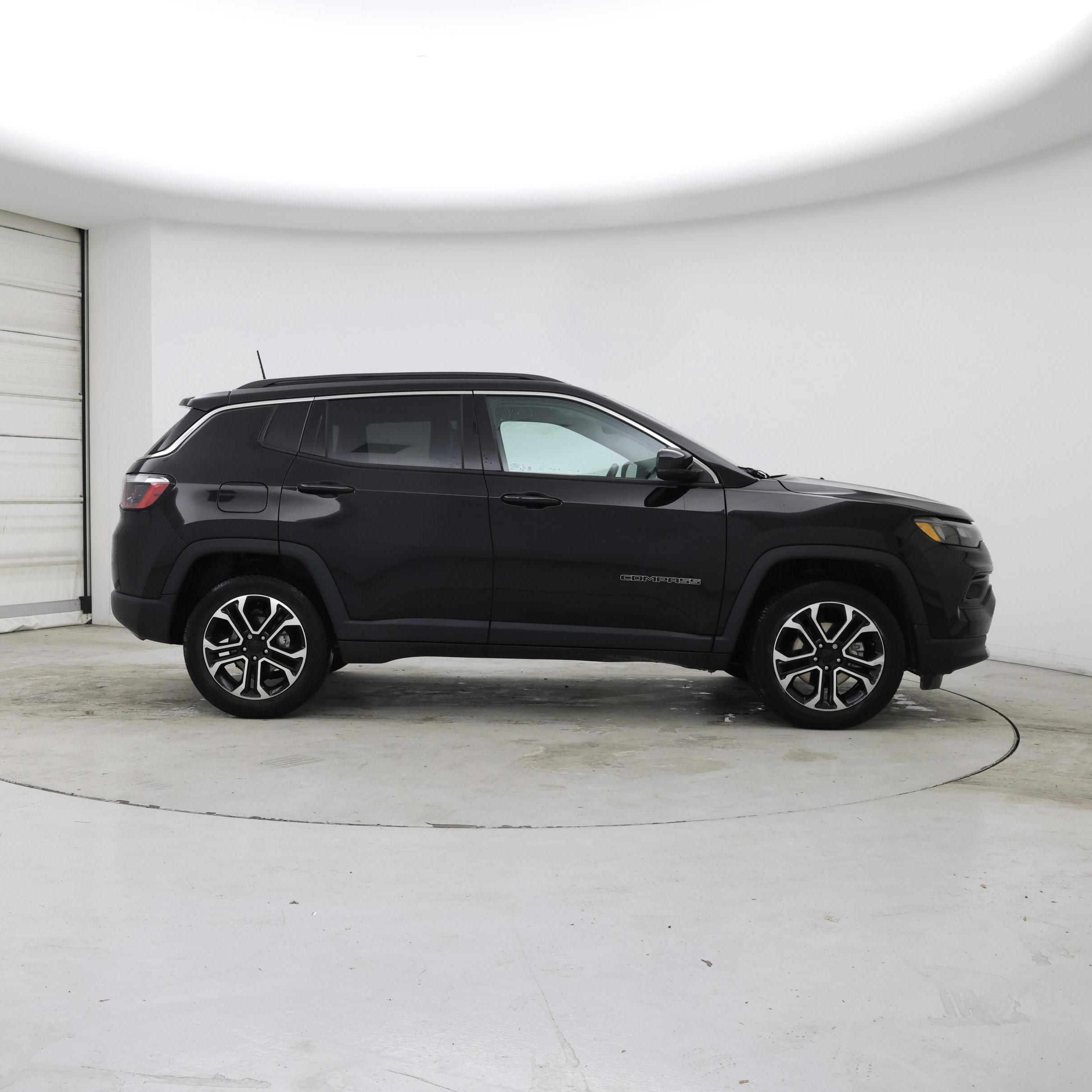 Thumbnail: 2022 Jeep Compass - 7
