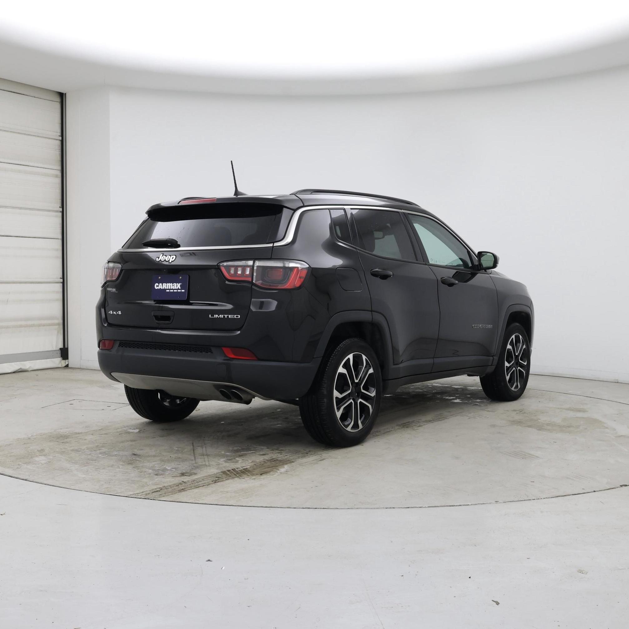 Thumbnail: 2022 Jeep Compass - 8