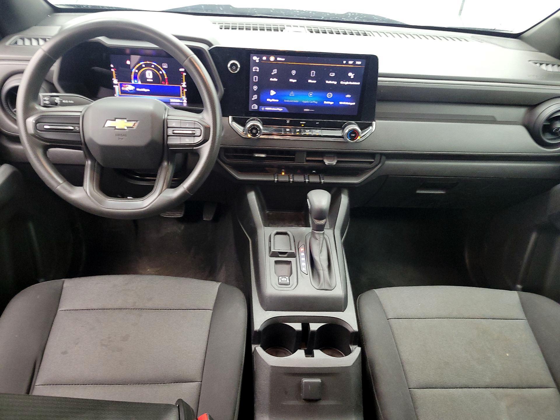 Thumbnail: 2023 Chevrolet Colorado - 9