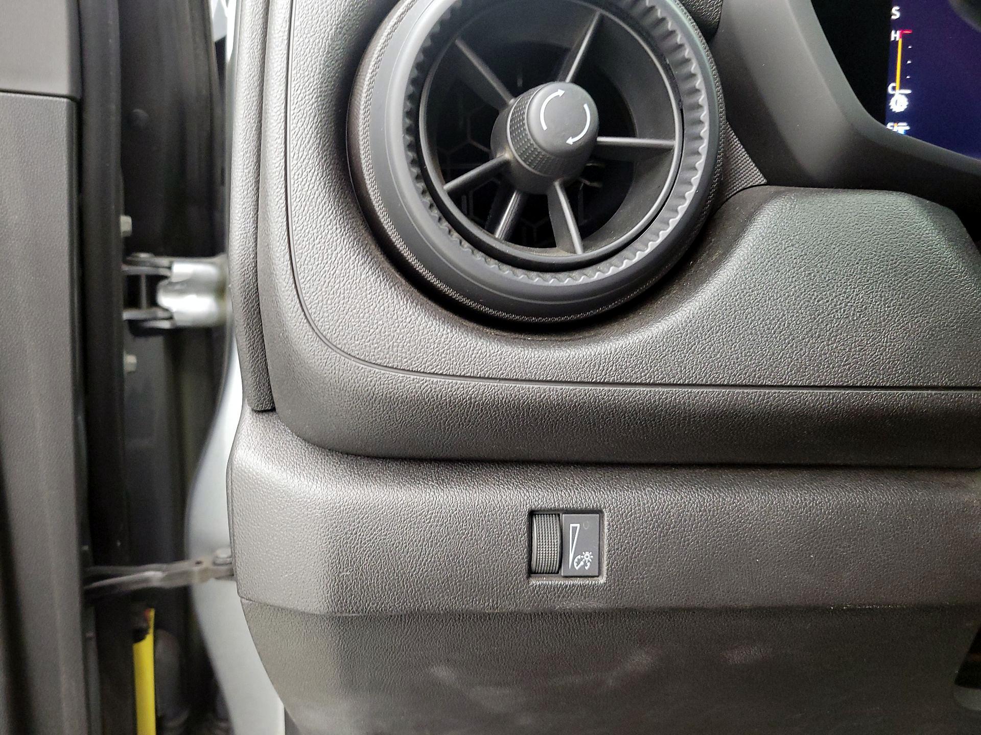 Thumbnail: 2023 Chevrolet Colorado - 14