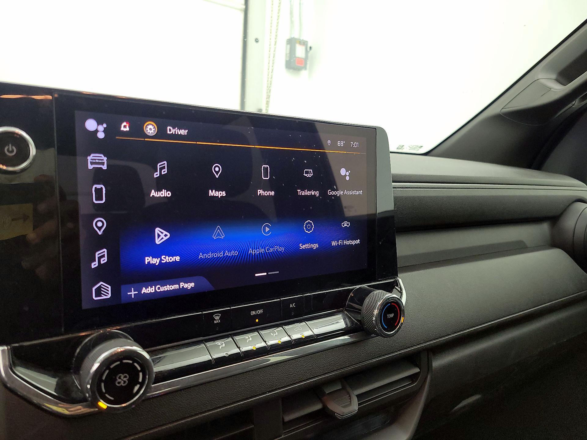 Thumbnail: 2023 Chevrolet Colorado - 16