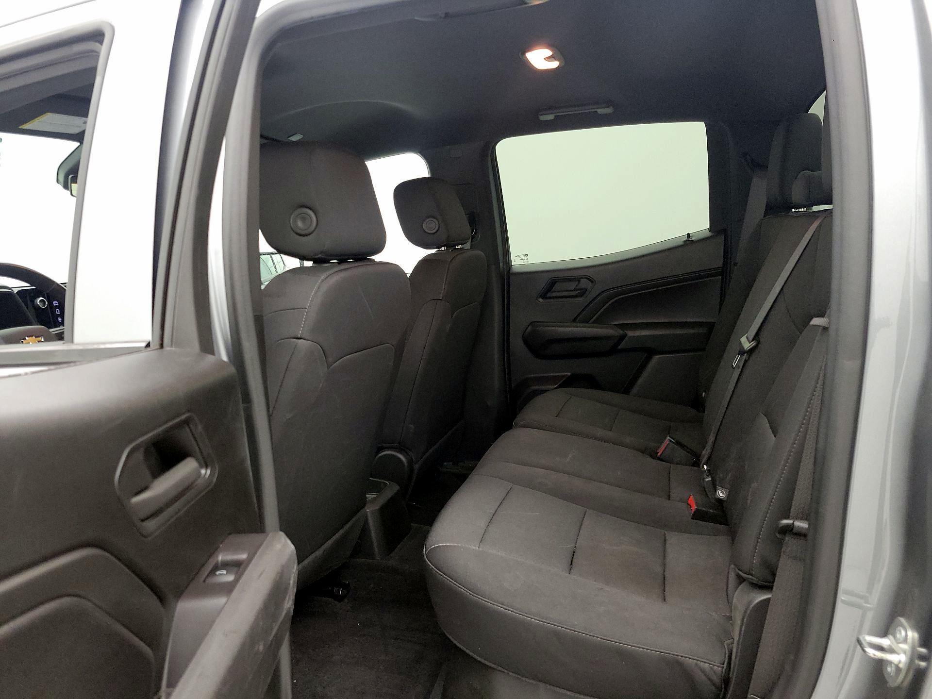 Thumbnail: 2023 Chevrolet Colorado - 20