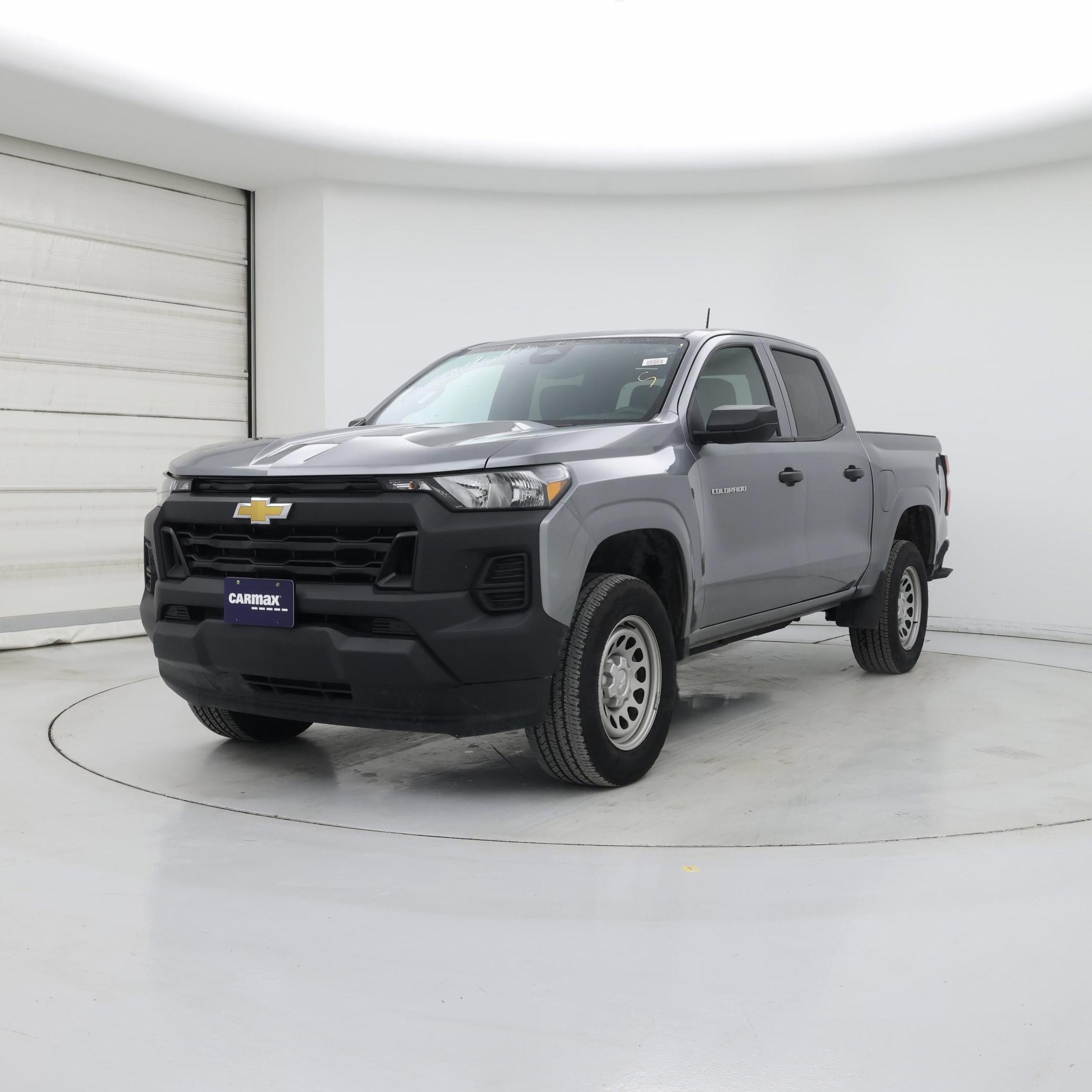 Thumbnail: 2023 Chevrolet Colorado - 4